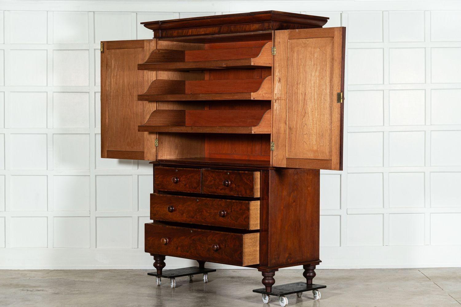 Large English Regency Mahogany Linen Press For Sale 3
