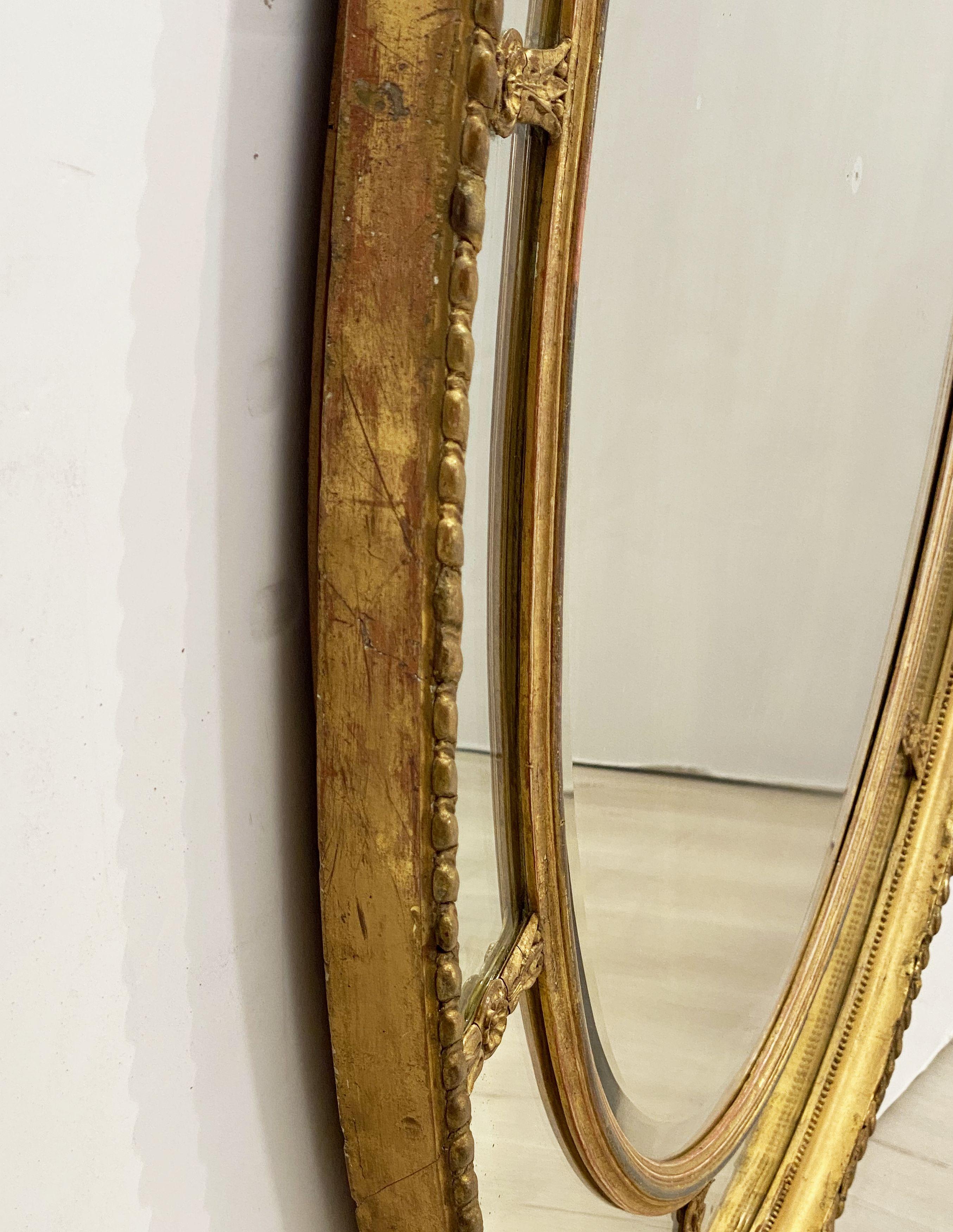 Large English Segmented Gilt Oval Wall Mirror (H 44 3/4 x W 32 1/4) 7