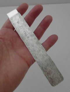 Marcapáginas inglés grande de plata maciza de Brian Leslie Fuller - 1978