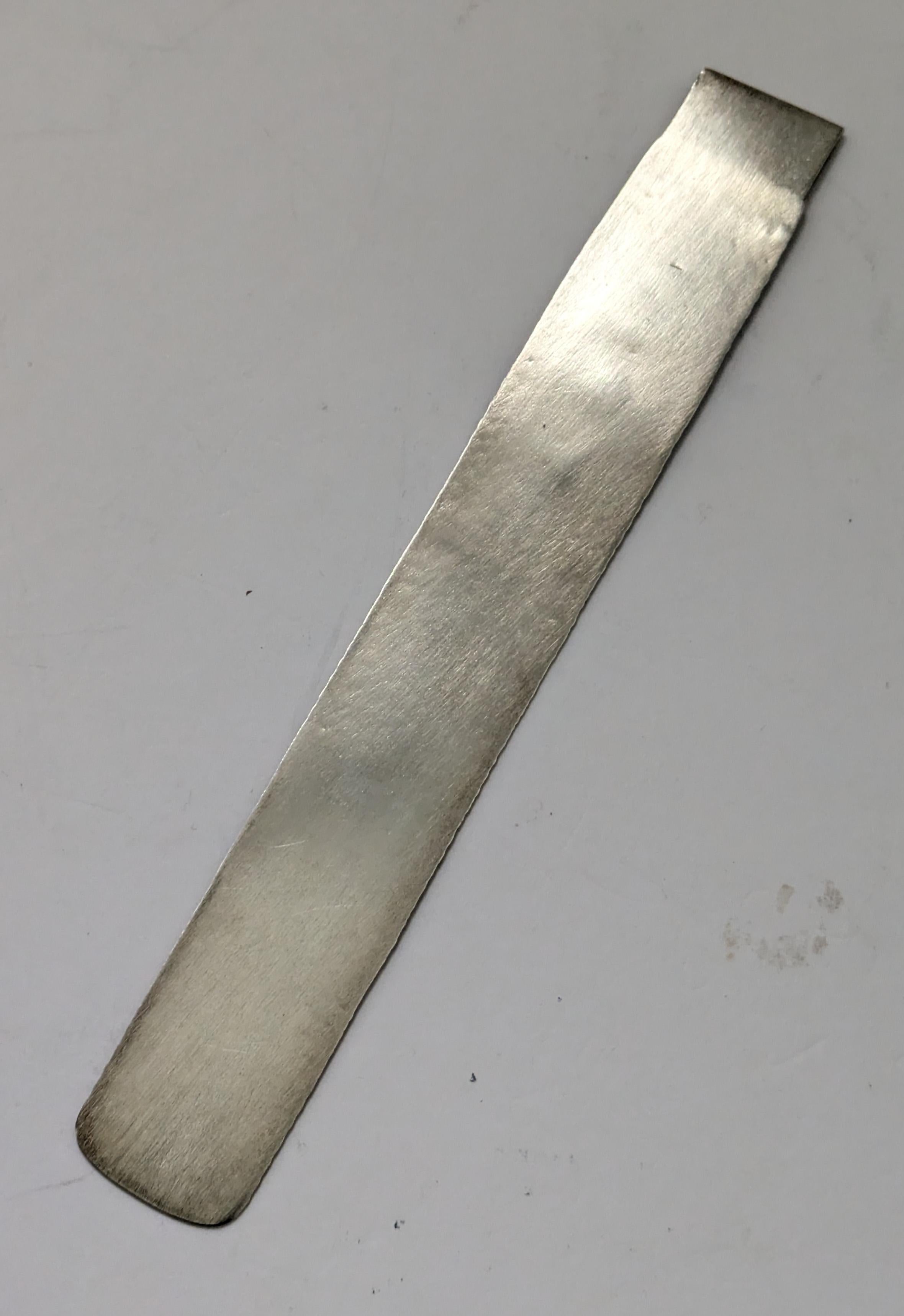 Grande segnalibro inglese in argento massiccio di Brian Leslie Fuller - 1979 in vendita 1