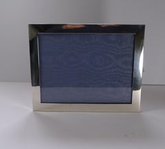 Großer englischer Sterling Silber Bilderrahmen von Mappin & Webb