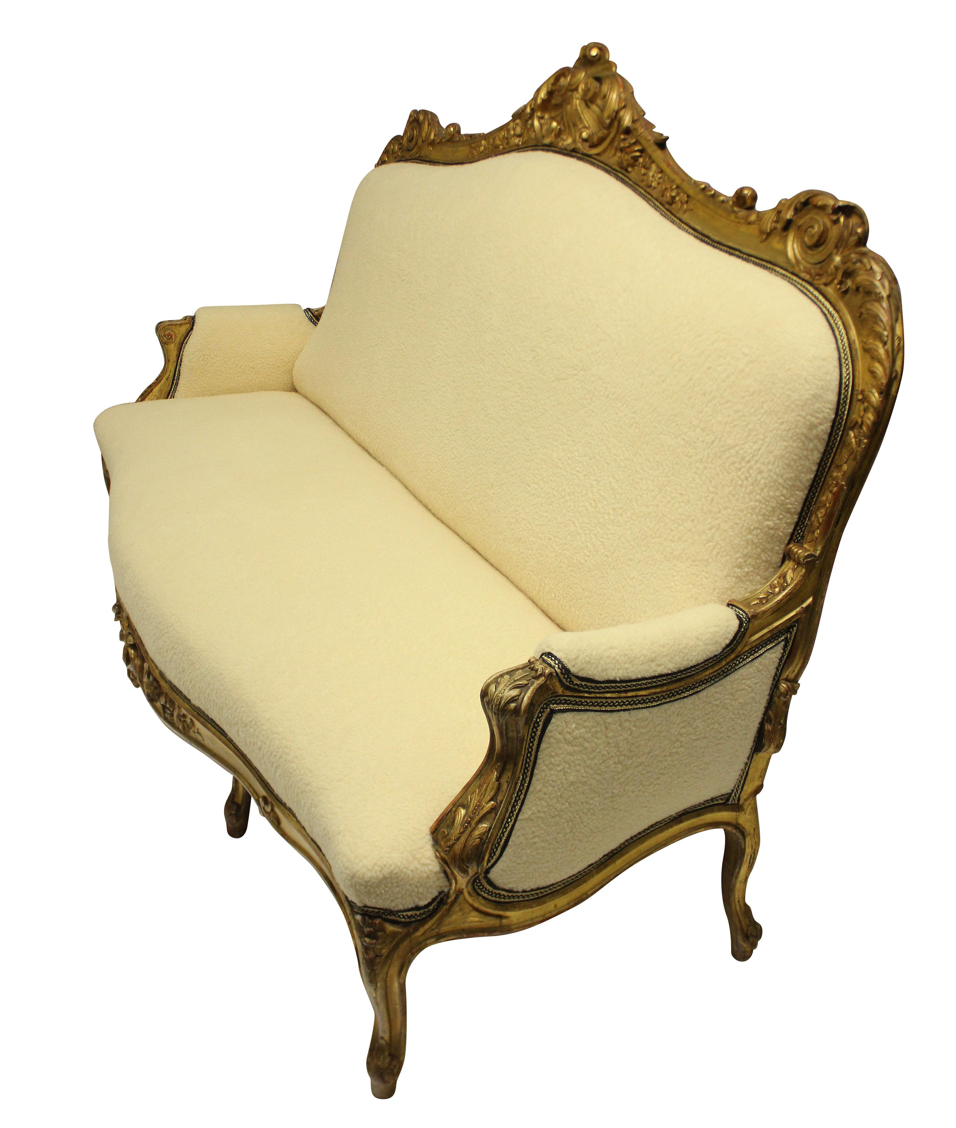 19th Century Large English Water Gilded and Finely Carved Settee