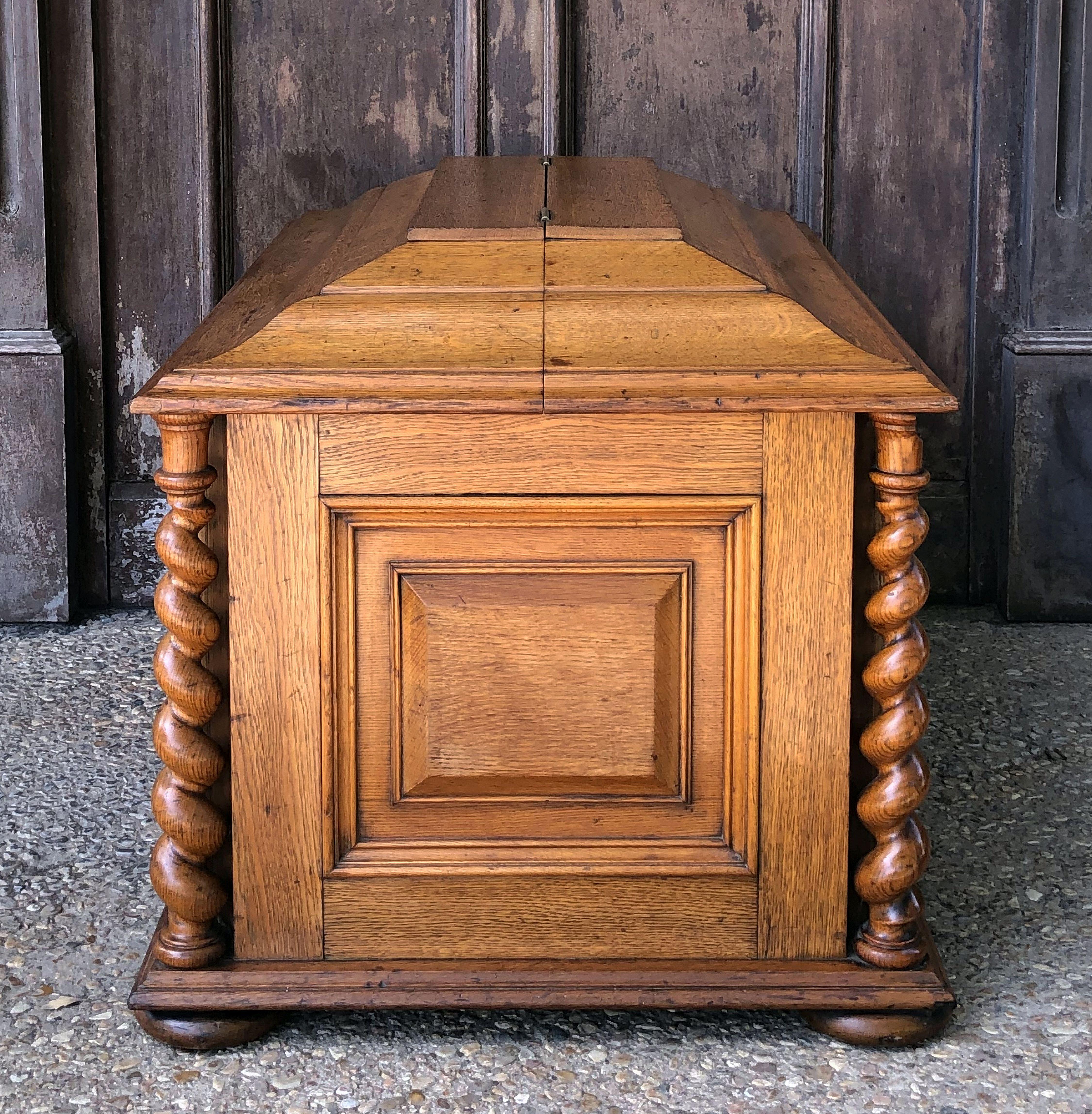 Large English Wine Compendium or Cellarette of Patinated Oak For Sale 6