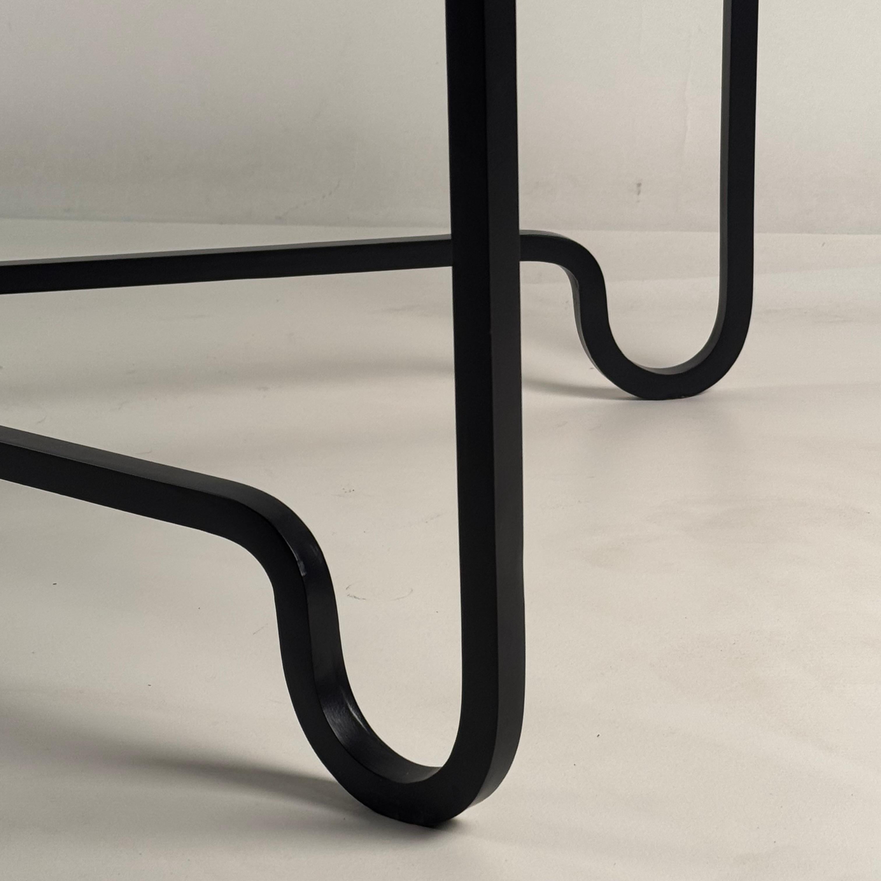 Tavolino grande 'Entretoise' in ferro annerito e vetro di Design Frères In condizioni Nuovo in vendita a Los Angeles, CA