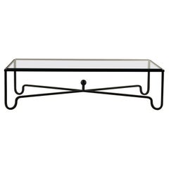 Großer 'Entretoise' Couchtisch aus geschwärztem Eisen und Glas von Design Frères