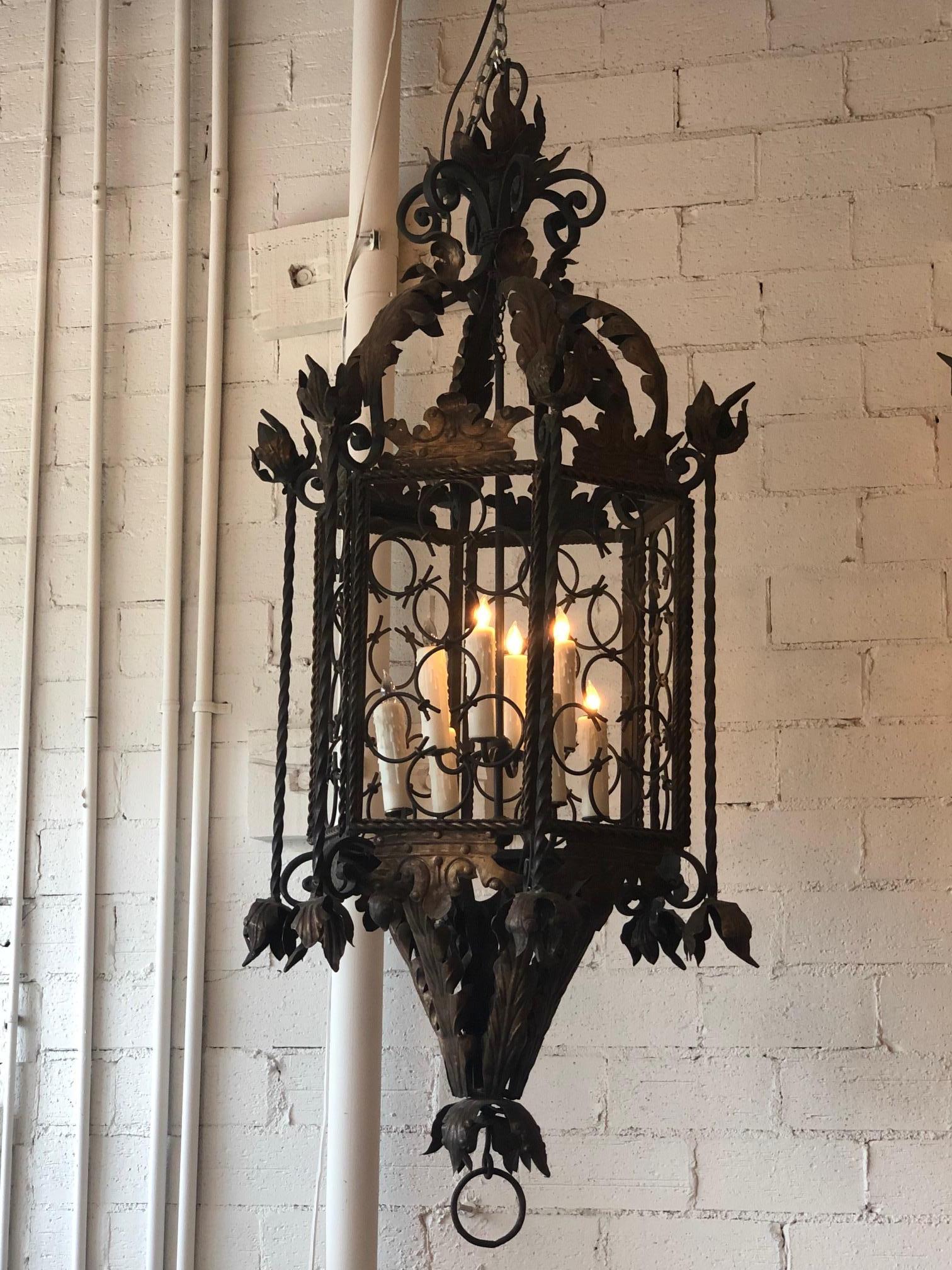 Large entry iron lanterns, Late 19th century in excellent conditions, 8 lights on ea.