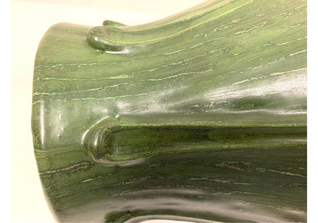 Vaso grande in ceramica faience Ephraim In condizioni discrete in vendita a Bridgeport, CT
