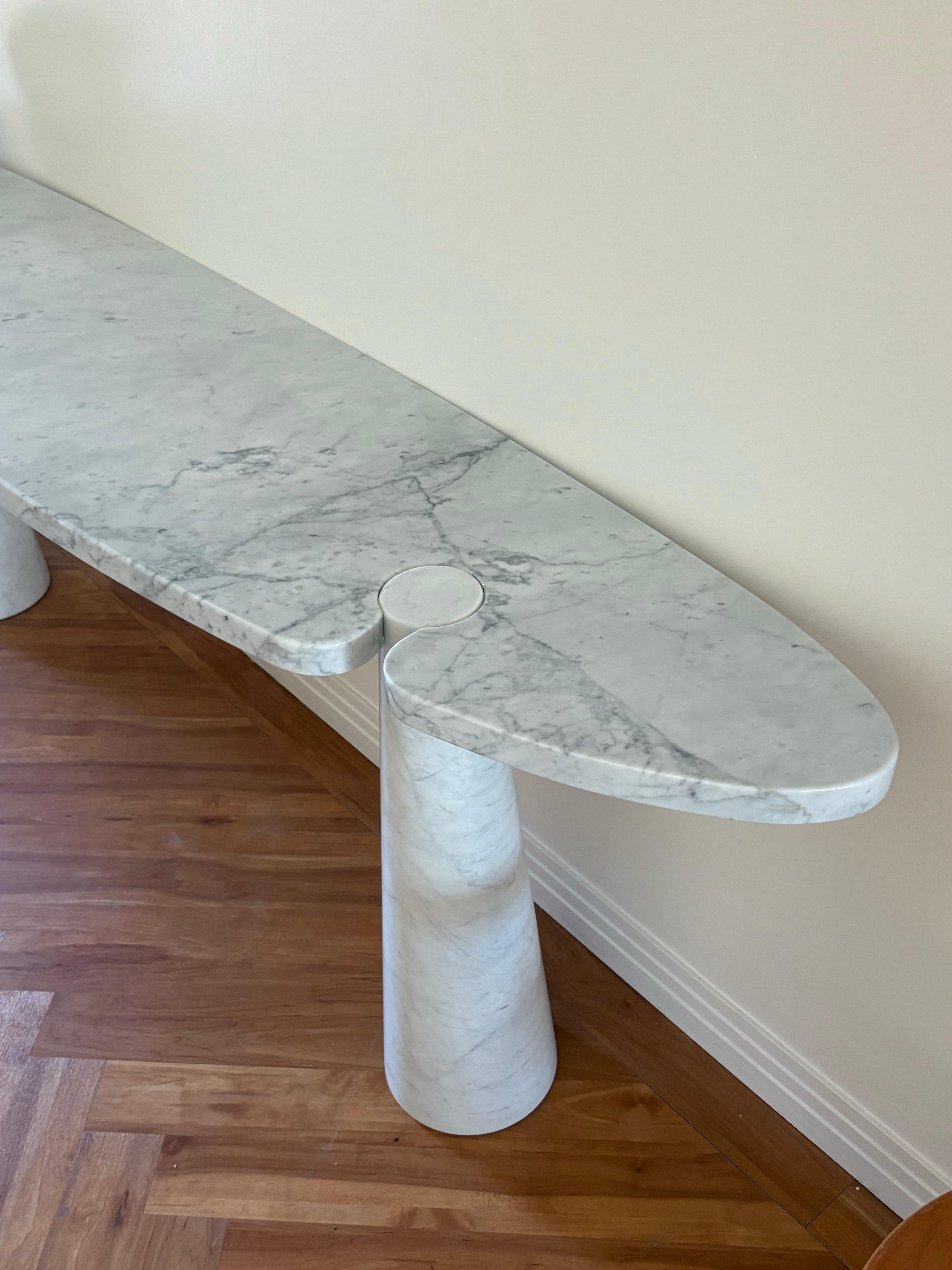 Modern Large Eros Console in Carrara Marble, Angelo Mangiarotti for Skipper, 1971 For Sale