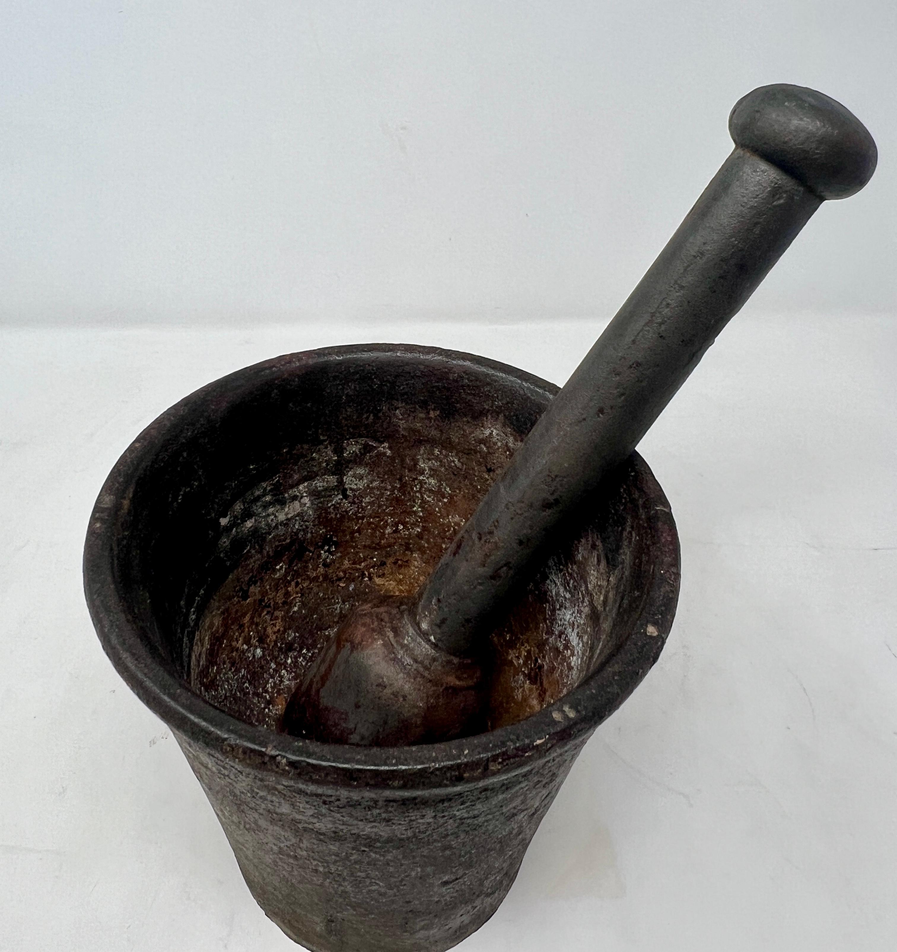 American Large Estate Solid Iron Mortar And Pestle, Circa 1930's-1940's. For Sale