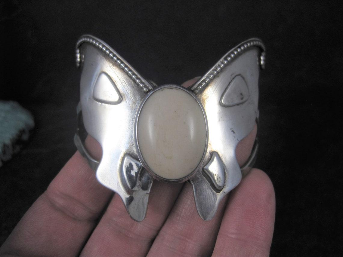 Large Estate Southwestern Sterling Agate Butterfly Cuff Bracelet 6 Inches For Sale 2