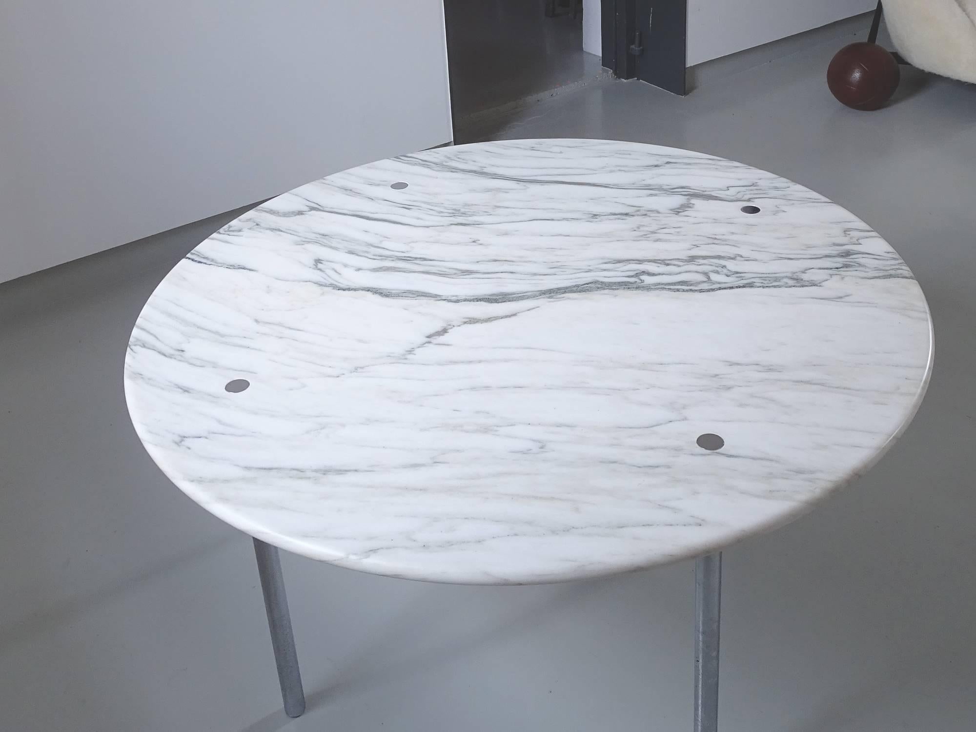 Mid-20th Century Large Estelle & Erwin Laverne Carrara Marble Dining Table, USA, 1950s