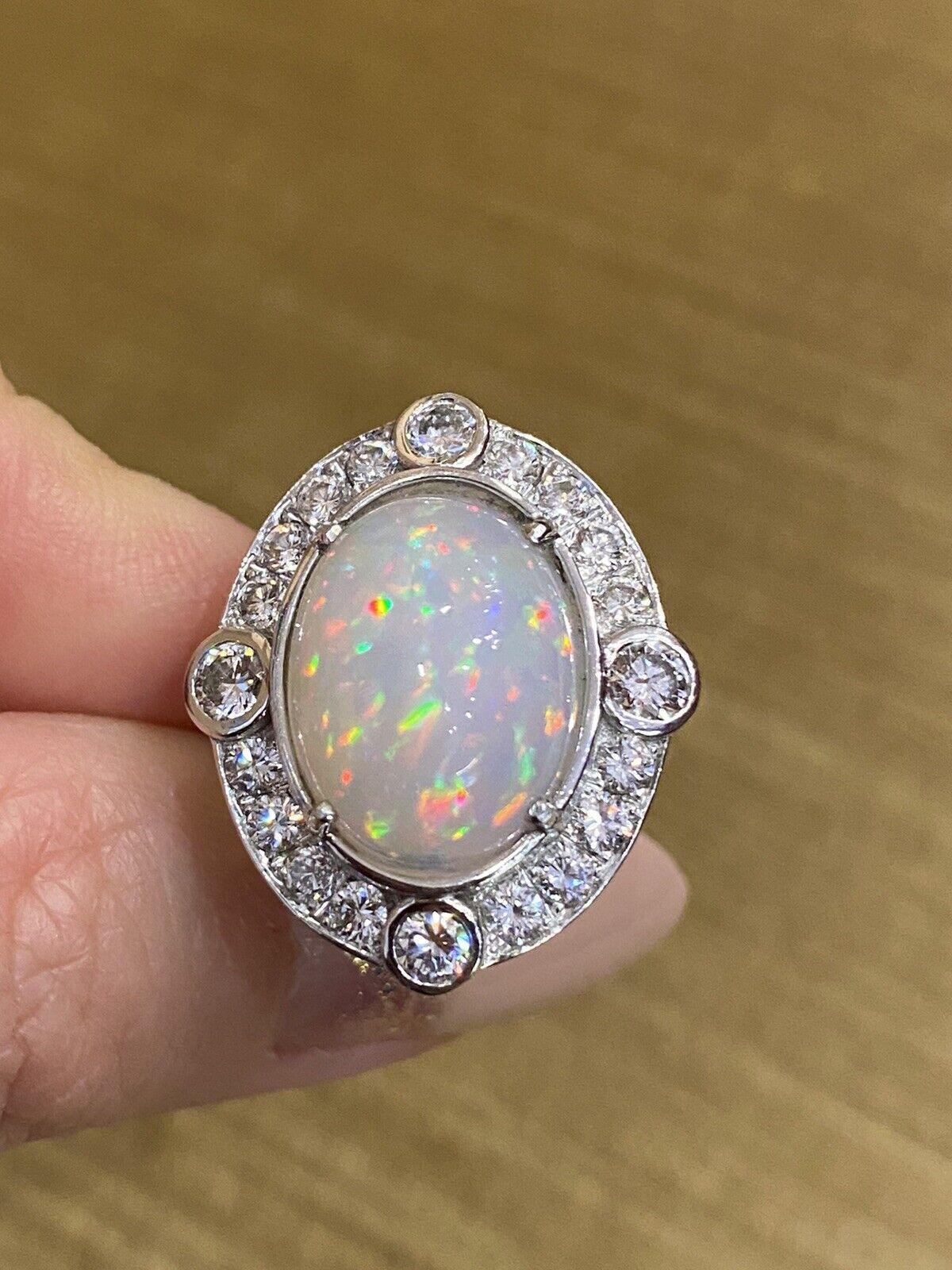 Large Ethiopian Opal Vintage Diamond Ring in 18k White Gold For Sale 1
