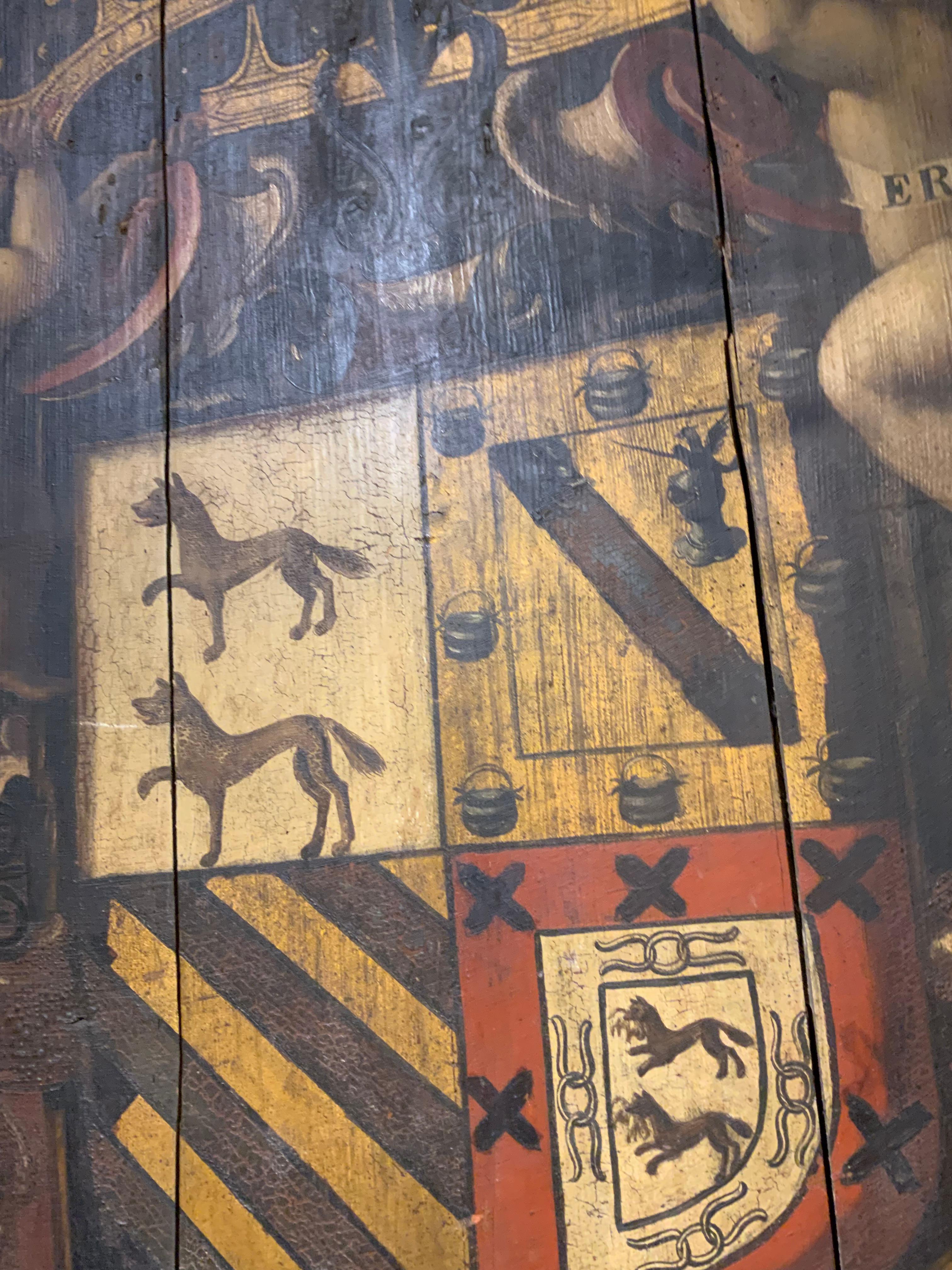 XVIII secolo Grande stemma europeo antico in legno e policromato in vendita