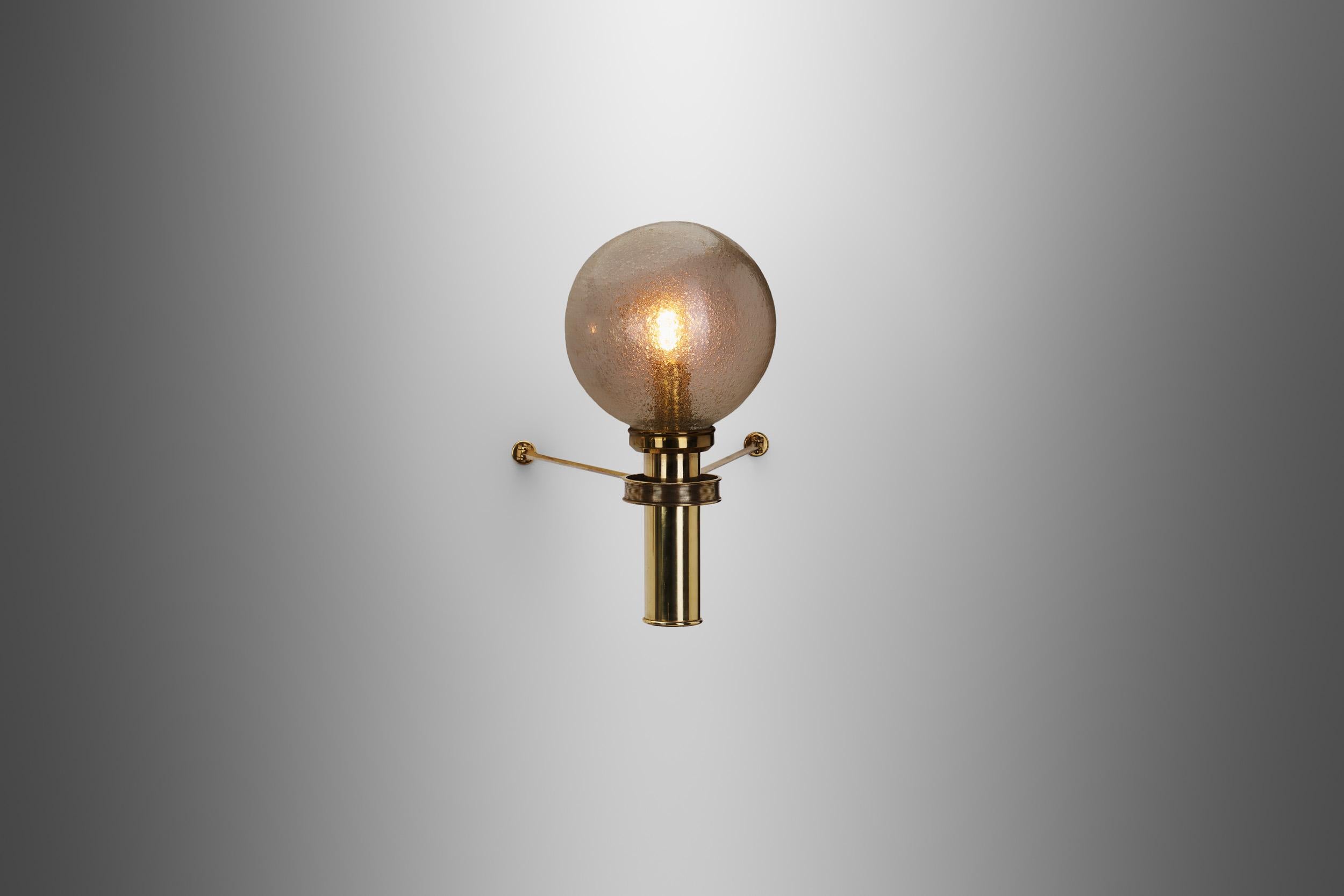 Large European Modern Wall Sconce in Brass & Bubble Glass, Europe circa 1950s In Good Condition For Sale In Utrecht, NL