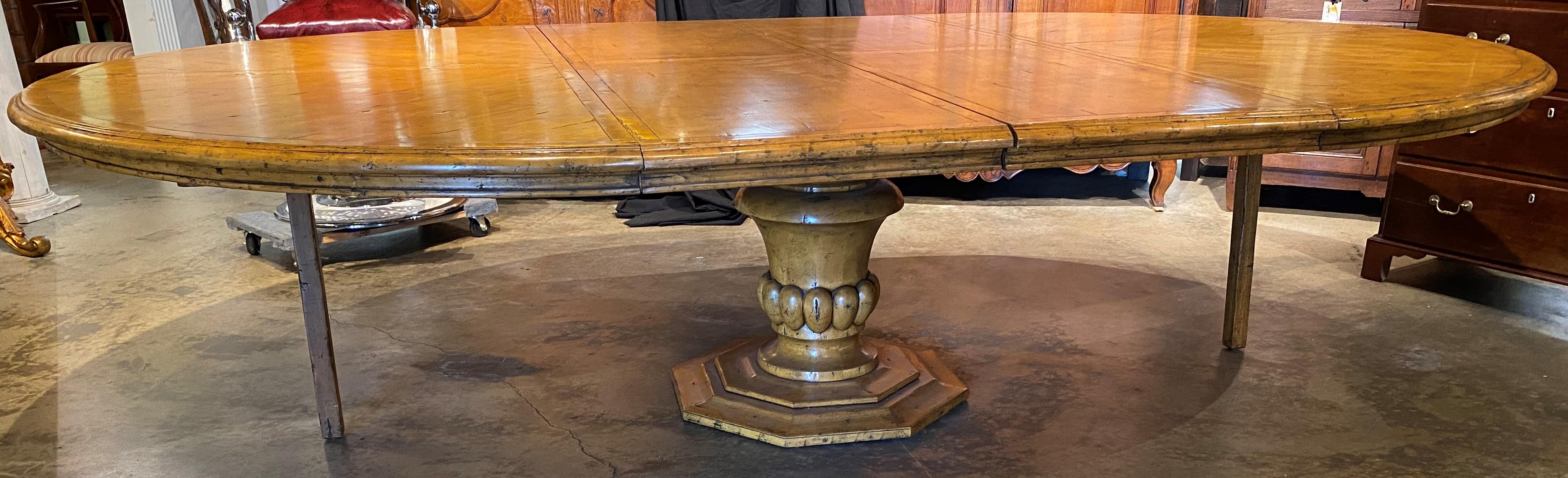 Large European Style Fruitwood Round Pedestal Dining Table with Two Leaves 4