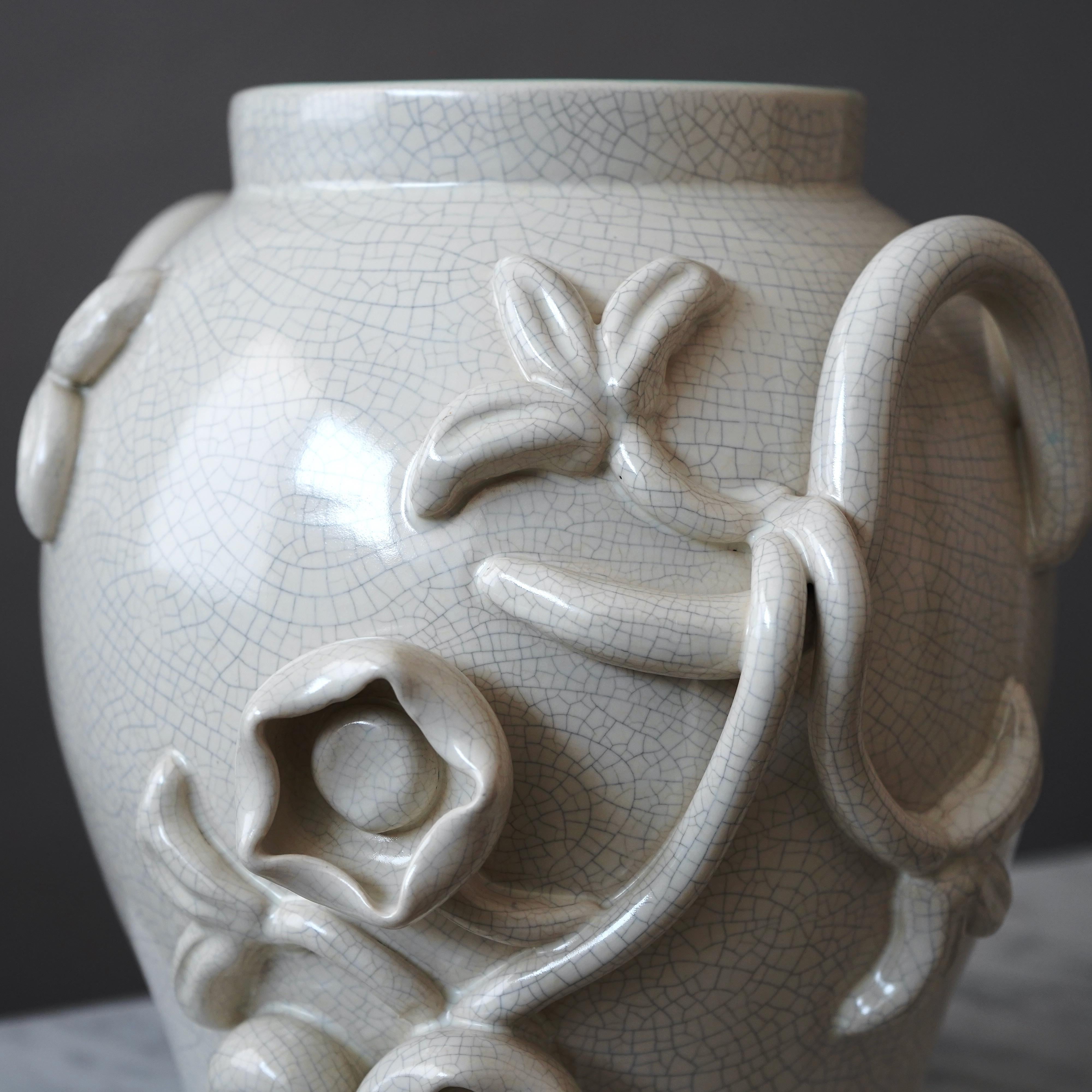 Grande urne à couvercle en verre craquelé Eva Jancke Björk. Bo Fajans, Suède, années 1940 en vente 5