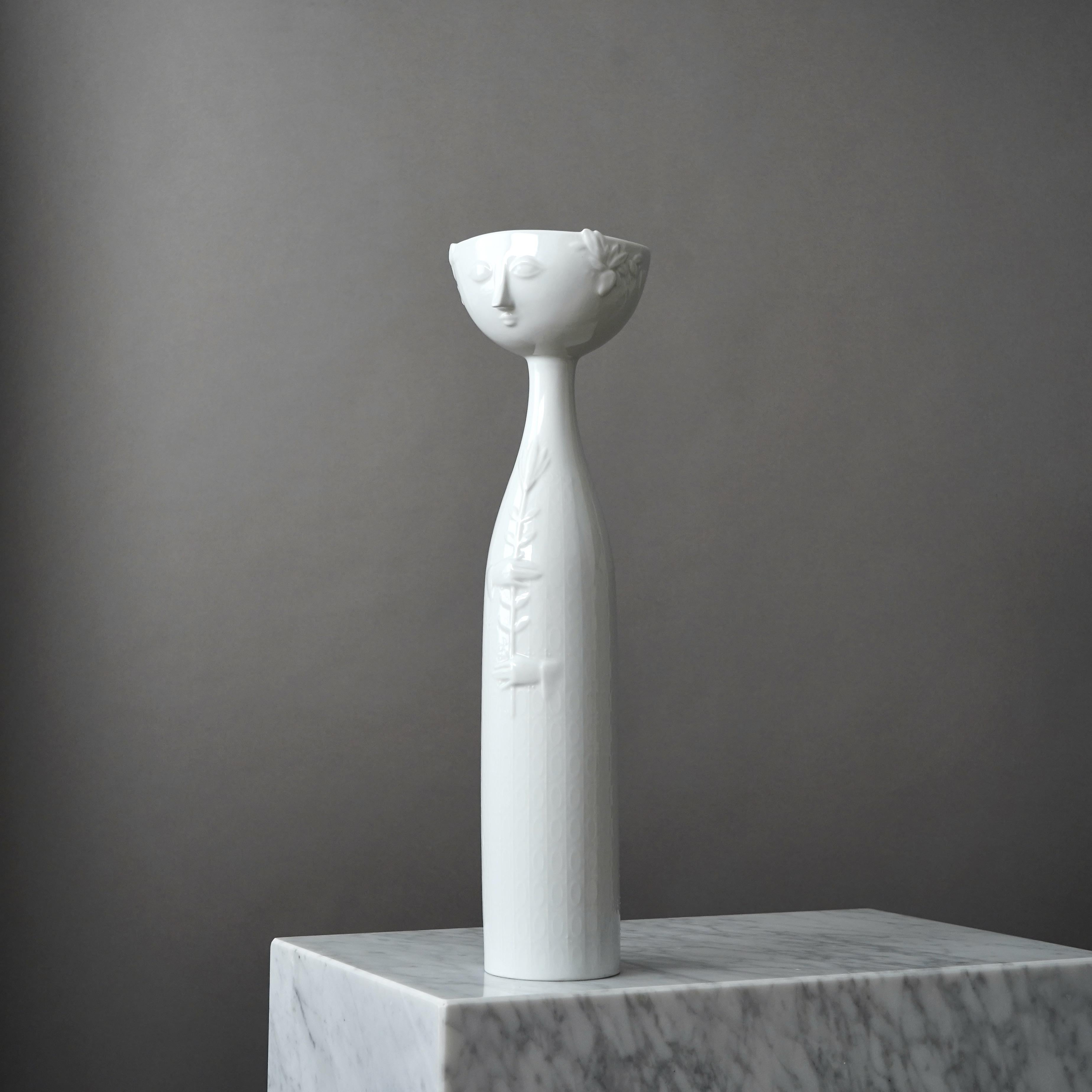 Large 'Eva' Vase by Bjorn Wiinblad for Rosenthal, White Ceramic Sculpture 1970s 4