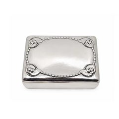 Grande boîte danoise en argent sterling signée Evald Nielsen, 1917