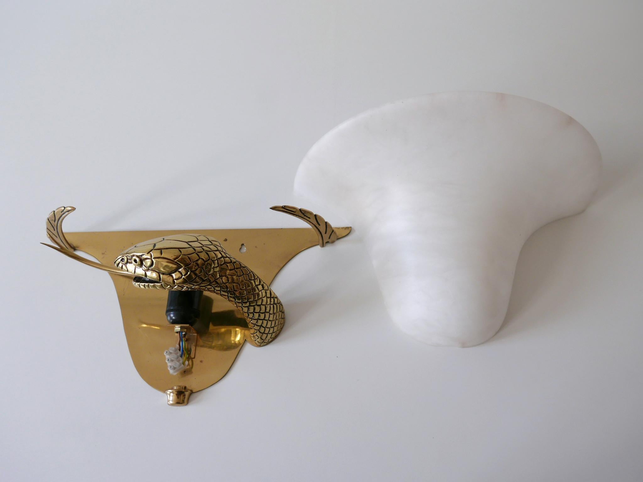 Large Exceptional Cast Brass & Alabaster Snake Sconce or Wall Lamp, Italy, 1970s 10