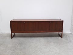 Grande credenza esclusiva 'Tecton' di V-Form, anni '60