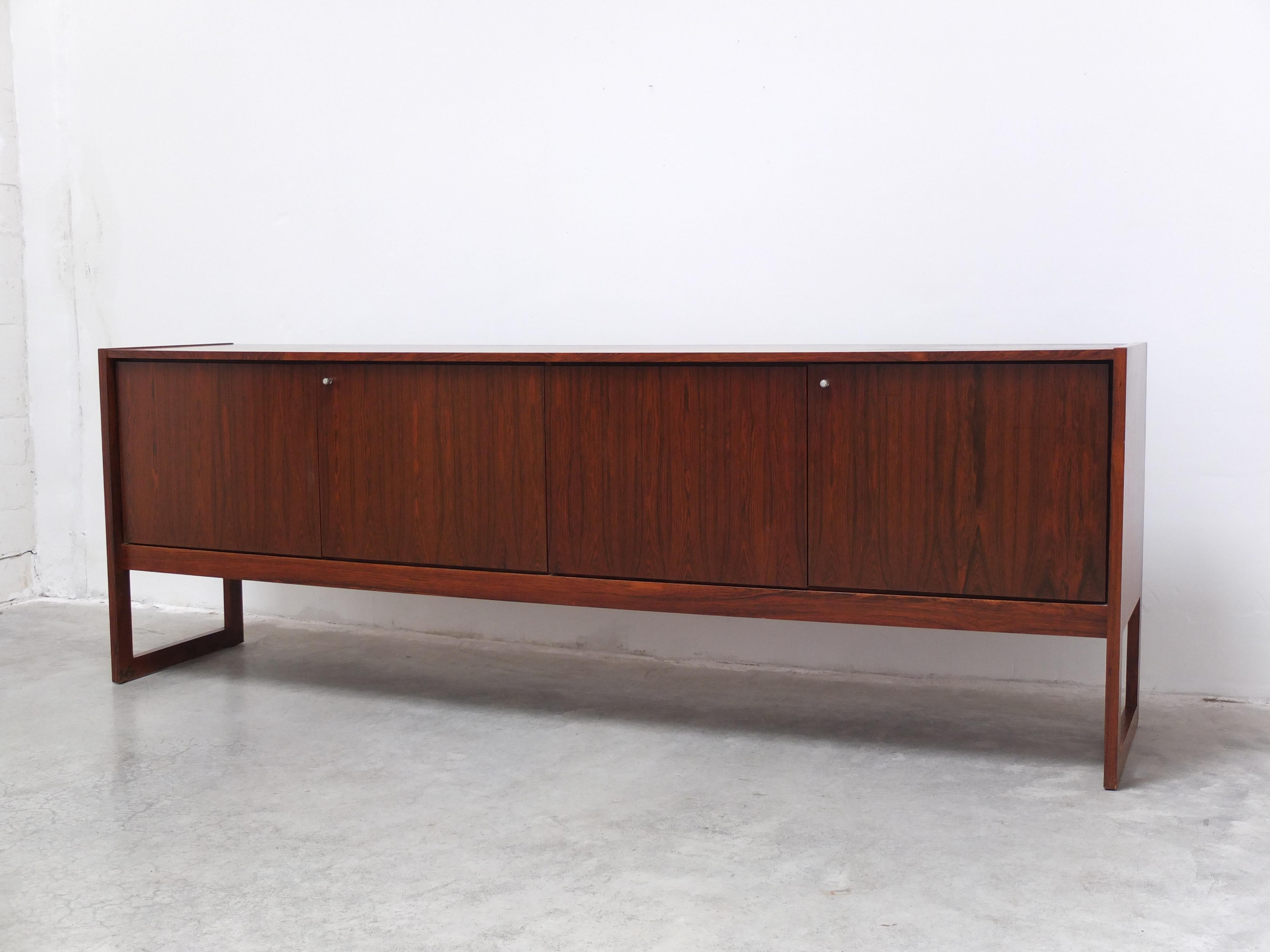 20th Century Large Exclusive 'Tecton' Sideboard by V-Form, 1960s For Sale