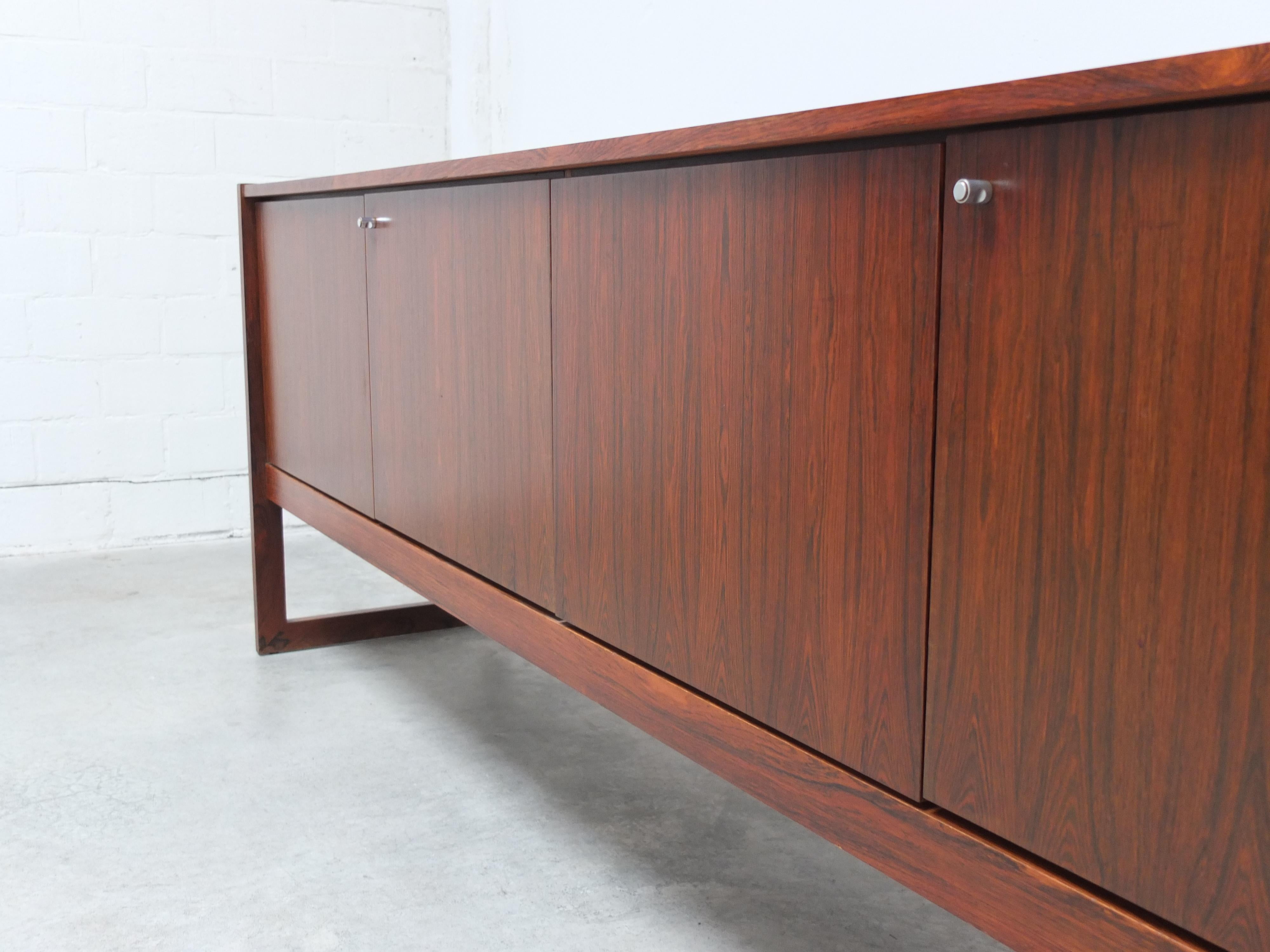 Metal Large Exclusive 'Tecton' Sideboard by V-Form, 1960s For Sale