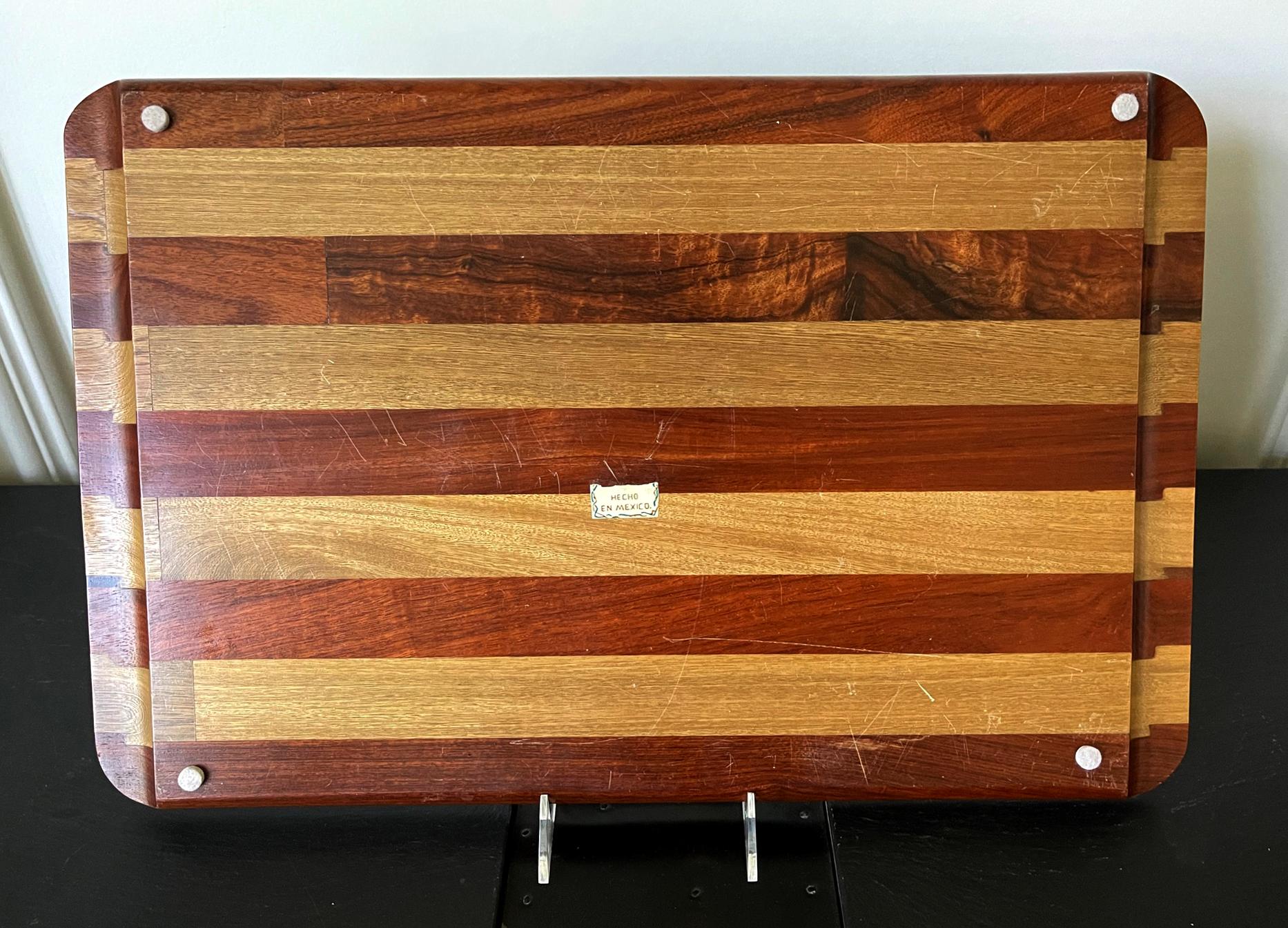 Großes exotisches Tablett aus gemischtem Holz von Don Shoemaker (Mexikanisch) im Angebot