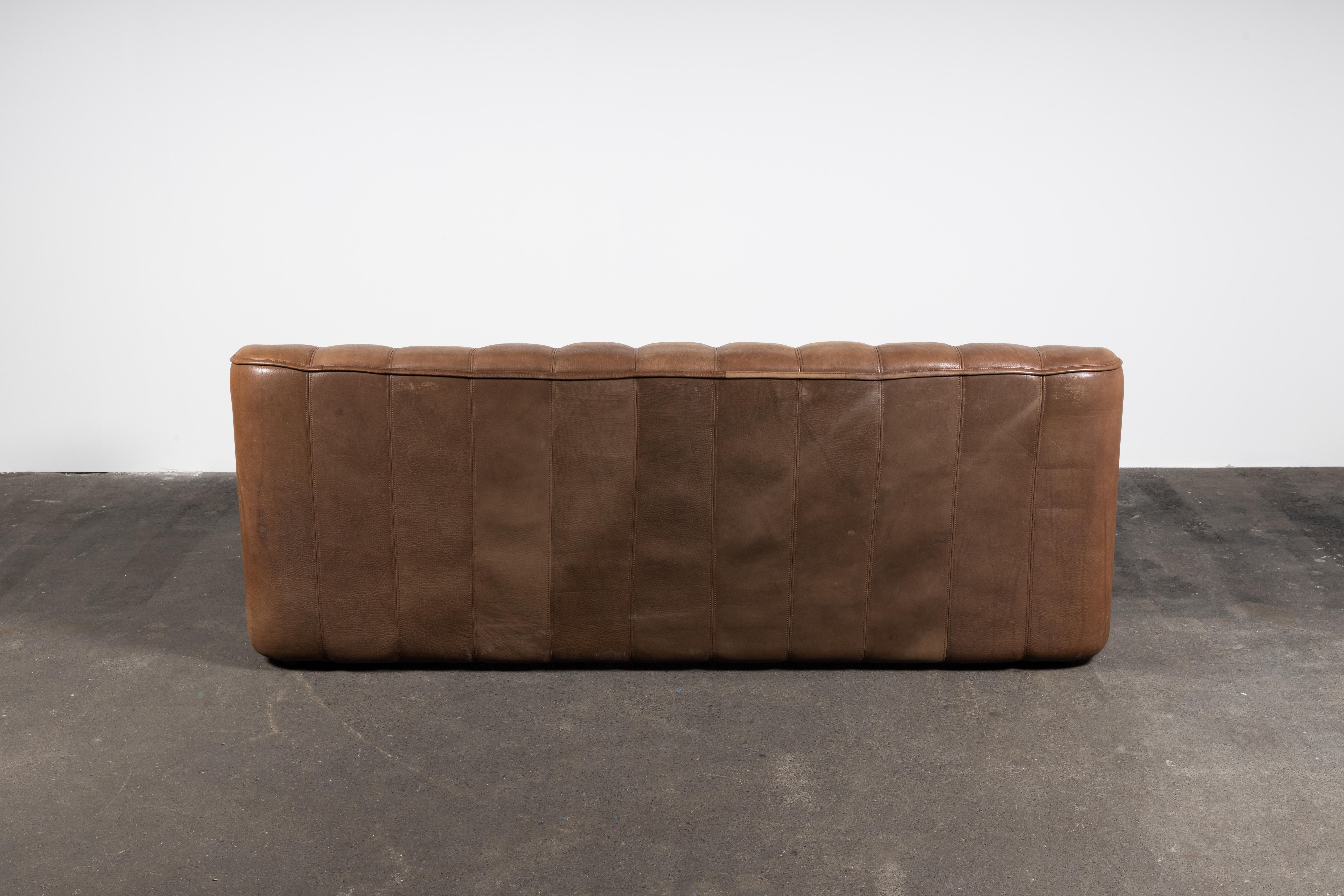 20th Century Large Expandable 3-Seater De Sede DS-44 Sofa in Chestnut Brown Buffalo Leather