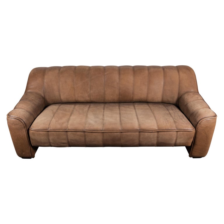 3-Seater De Sede DS-44 in Chestnut Buffalo For Sale at 1stDibs