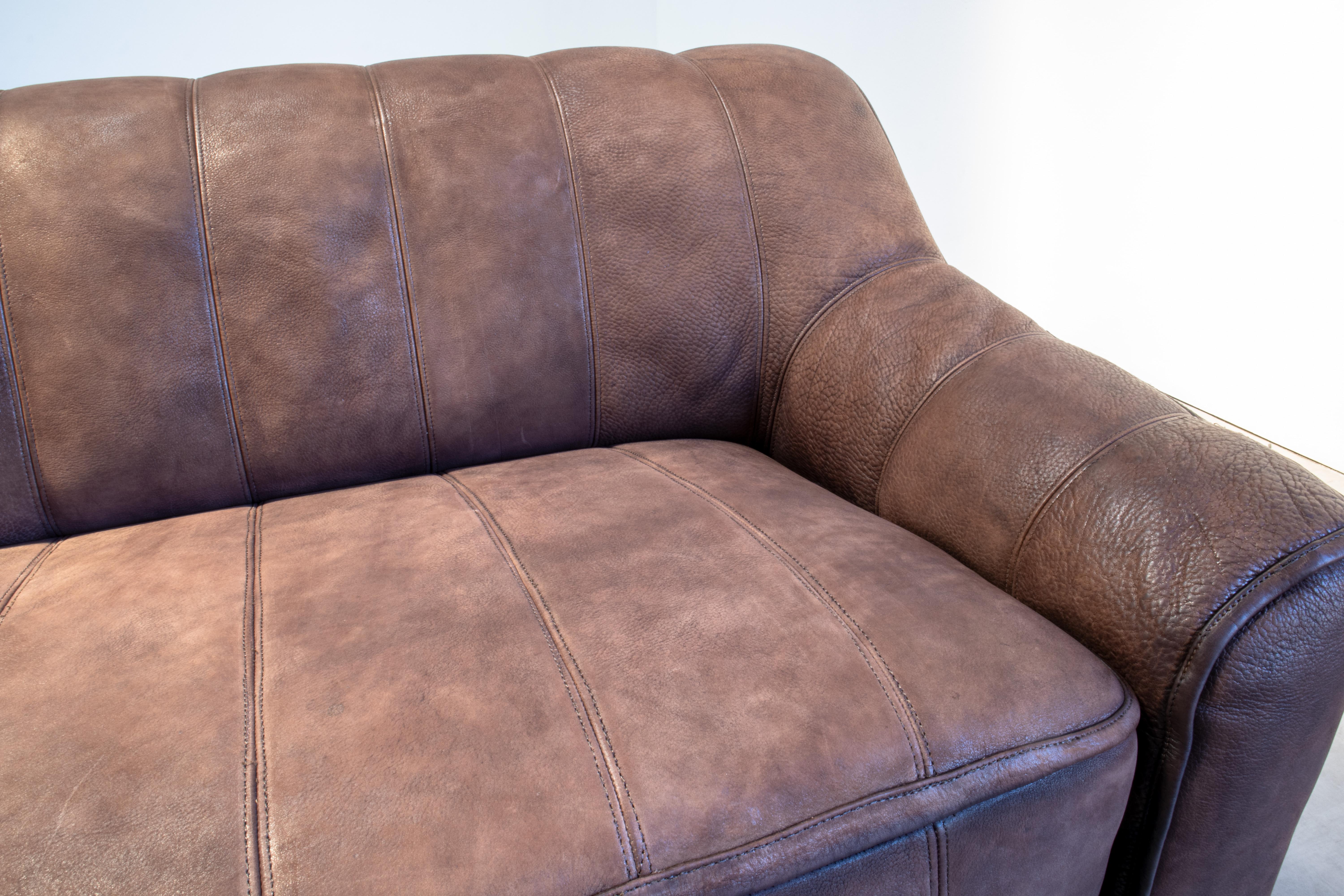 Grand canapé 3 places extensible De Sede DS-44 en cuir de buffle brun tabac en vente 6