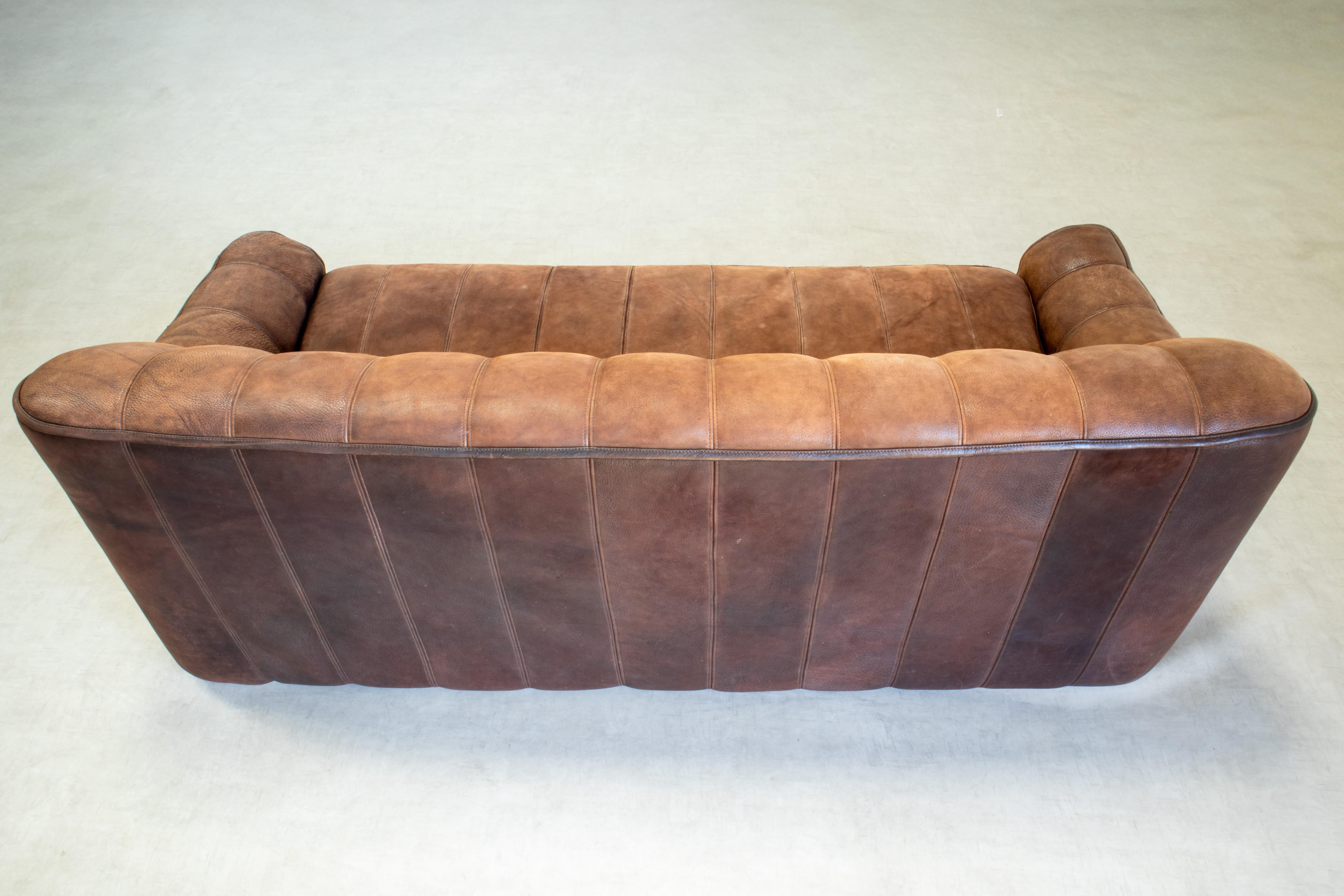 Grand canapé 3 places extensible De Sede DS-44 en cuir de buffle brun tabac en vente 9