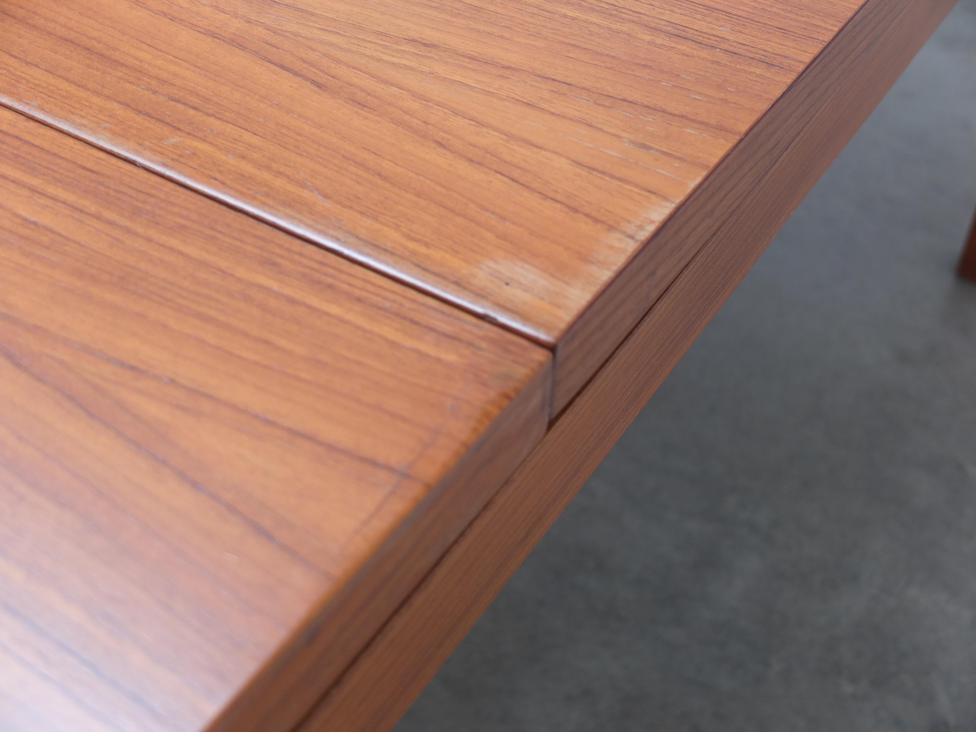 Large Extendable Dining Table by Oswald Vermaercke for V-Form, 1960s For Sale 11