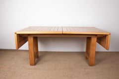 Large extendable dining table in solid oak by Guillerme and Chambron 1960.