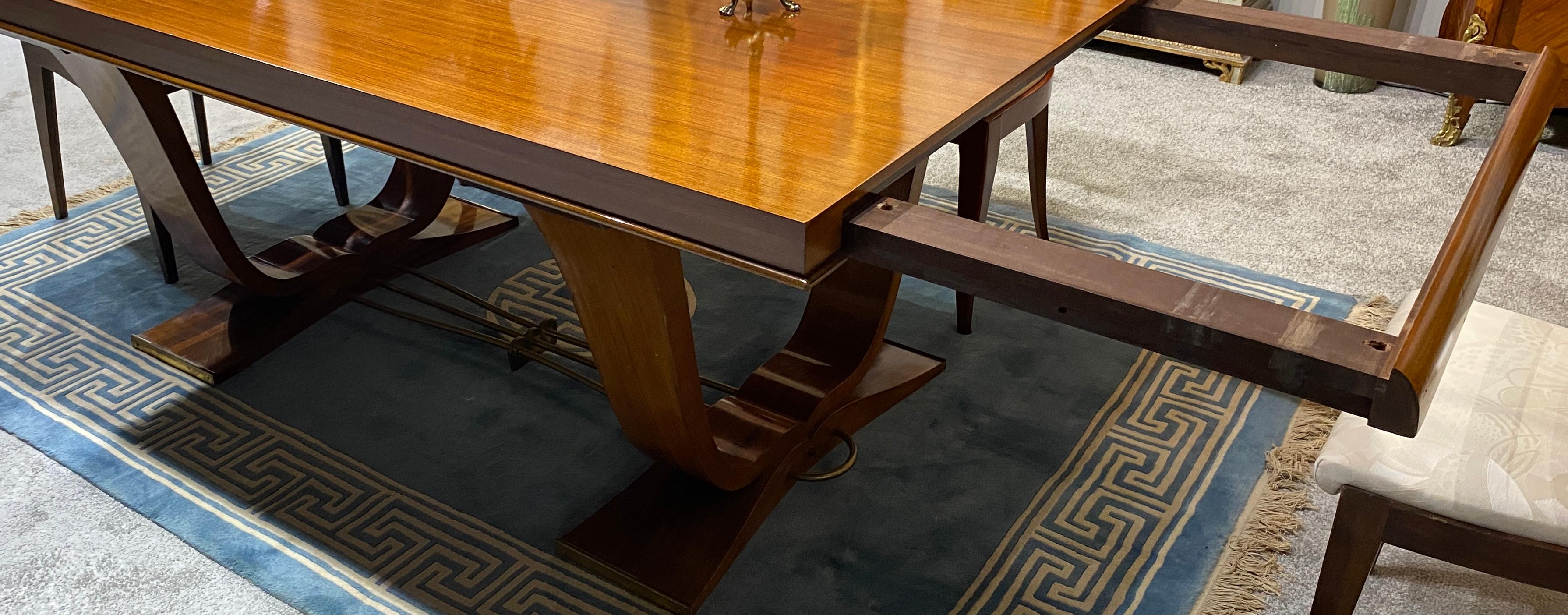 Großer ausziehbarer französischer Art Deco Esstisch, Jules Leleu Style Dining Table (Französisch) im Angebot