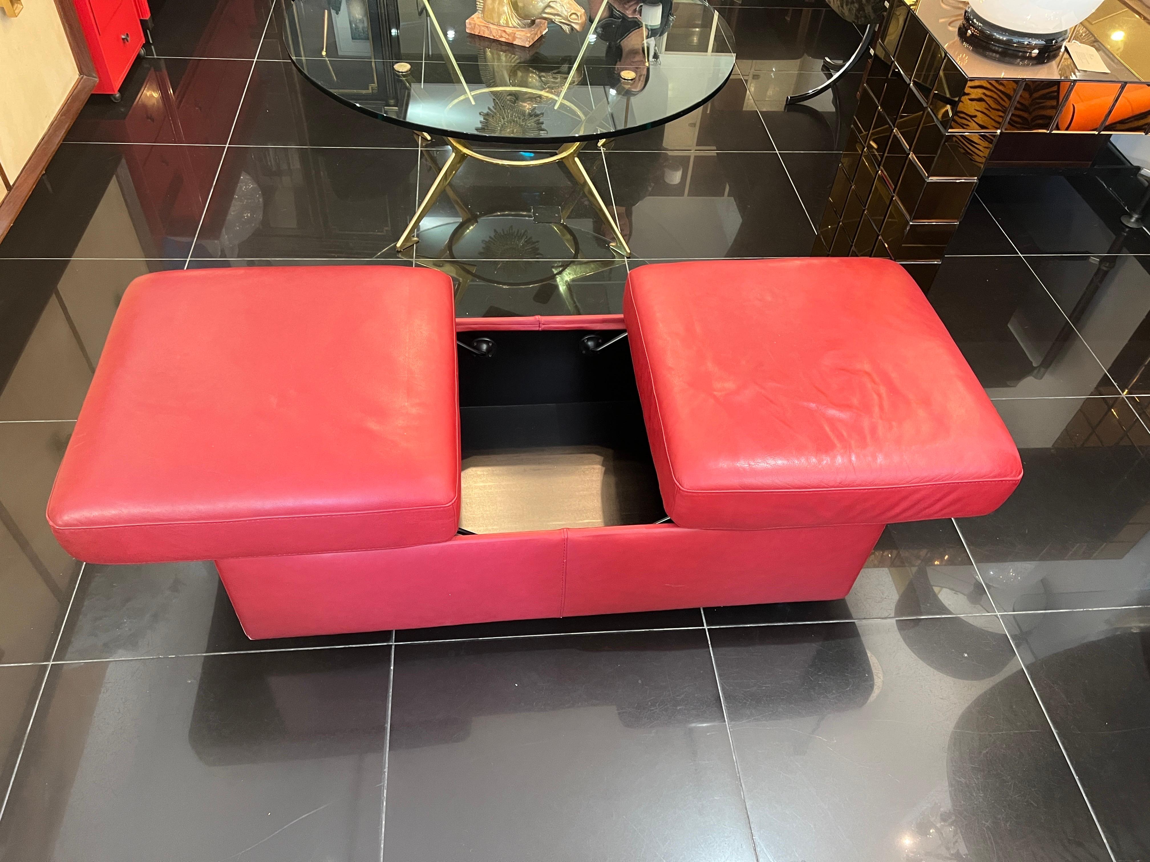 Italian Large Extendable Ottoman and Table in Red Nappa Leather For Sale