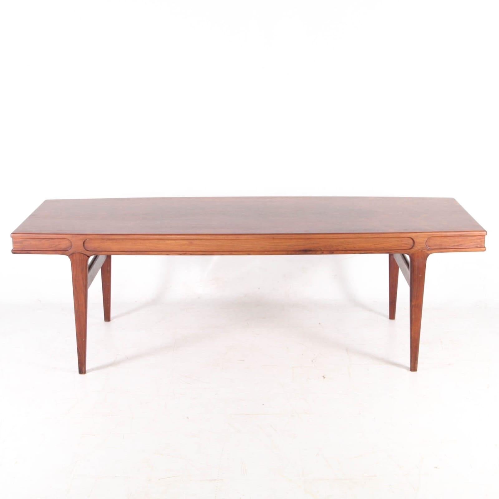 Grande table basse extensible en bois de rose en vente 6