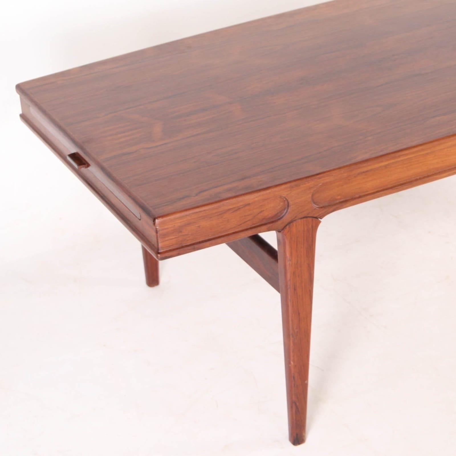 Grande table basse extensible en bois de rose en vente 7