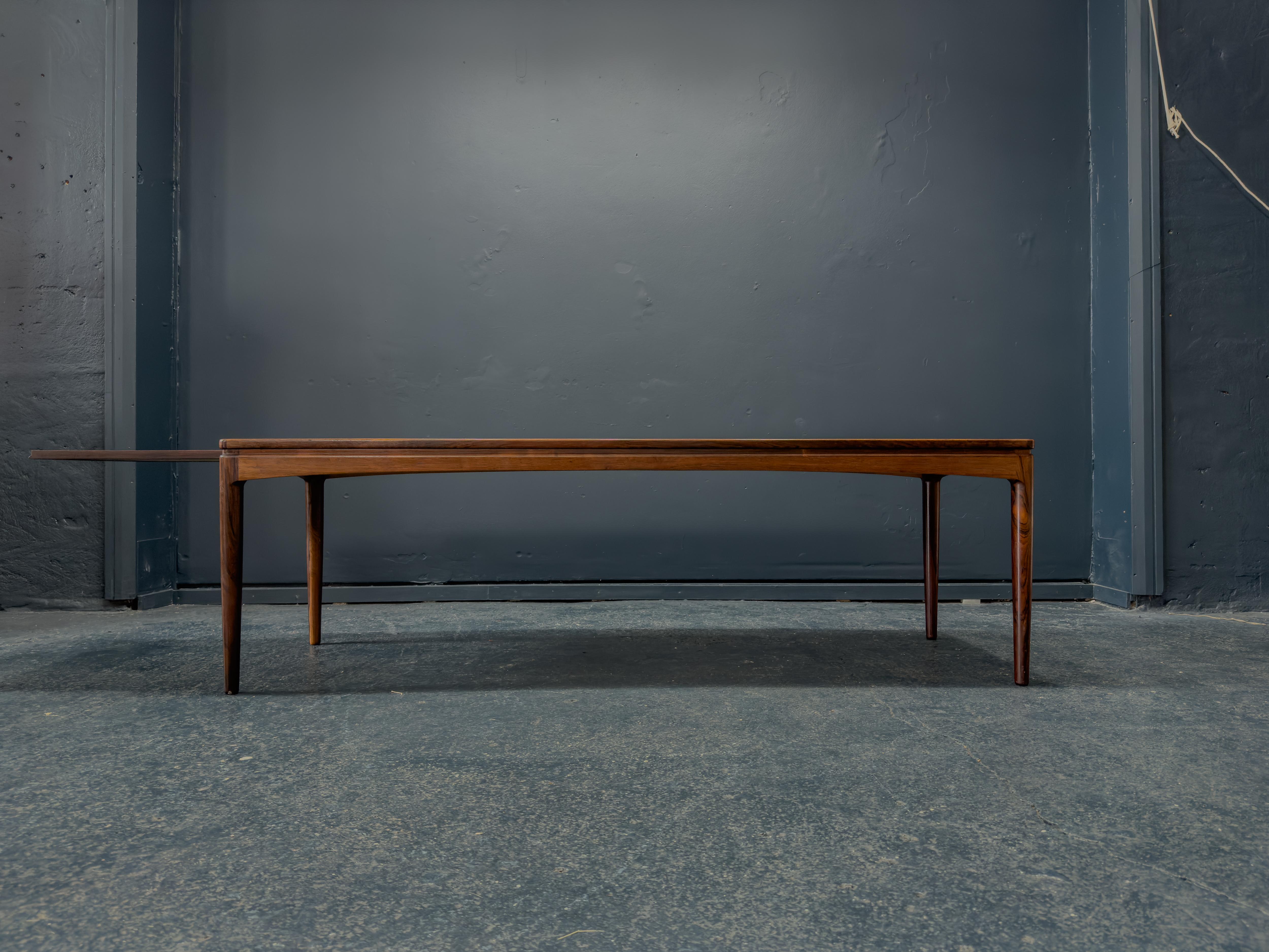 Mid-Century Modern Large Extendable Coffee Table