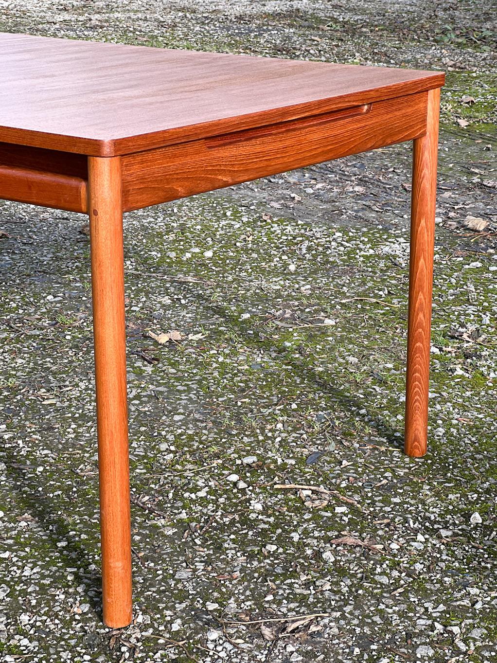 20th Century Large extending dining table by McIntosh