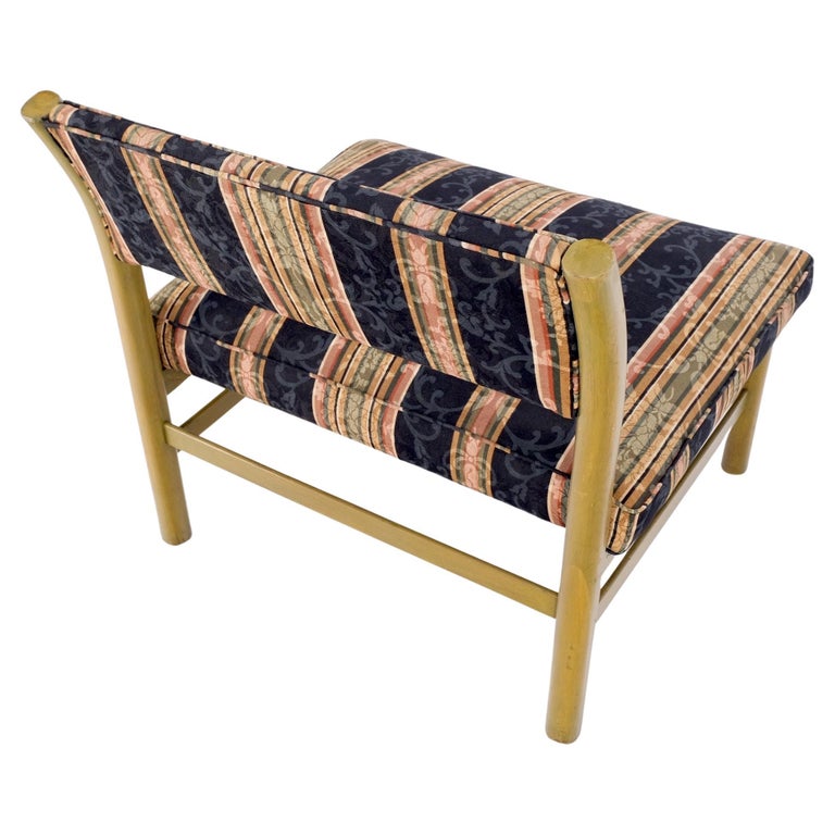 Großer extra breiter Sessel ohne Armlehne Gibbings Probber Decor Match im Angebot bei 1stDibs Deutschland