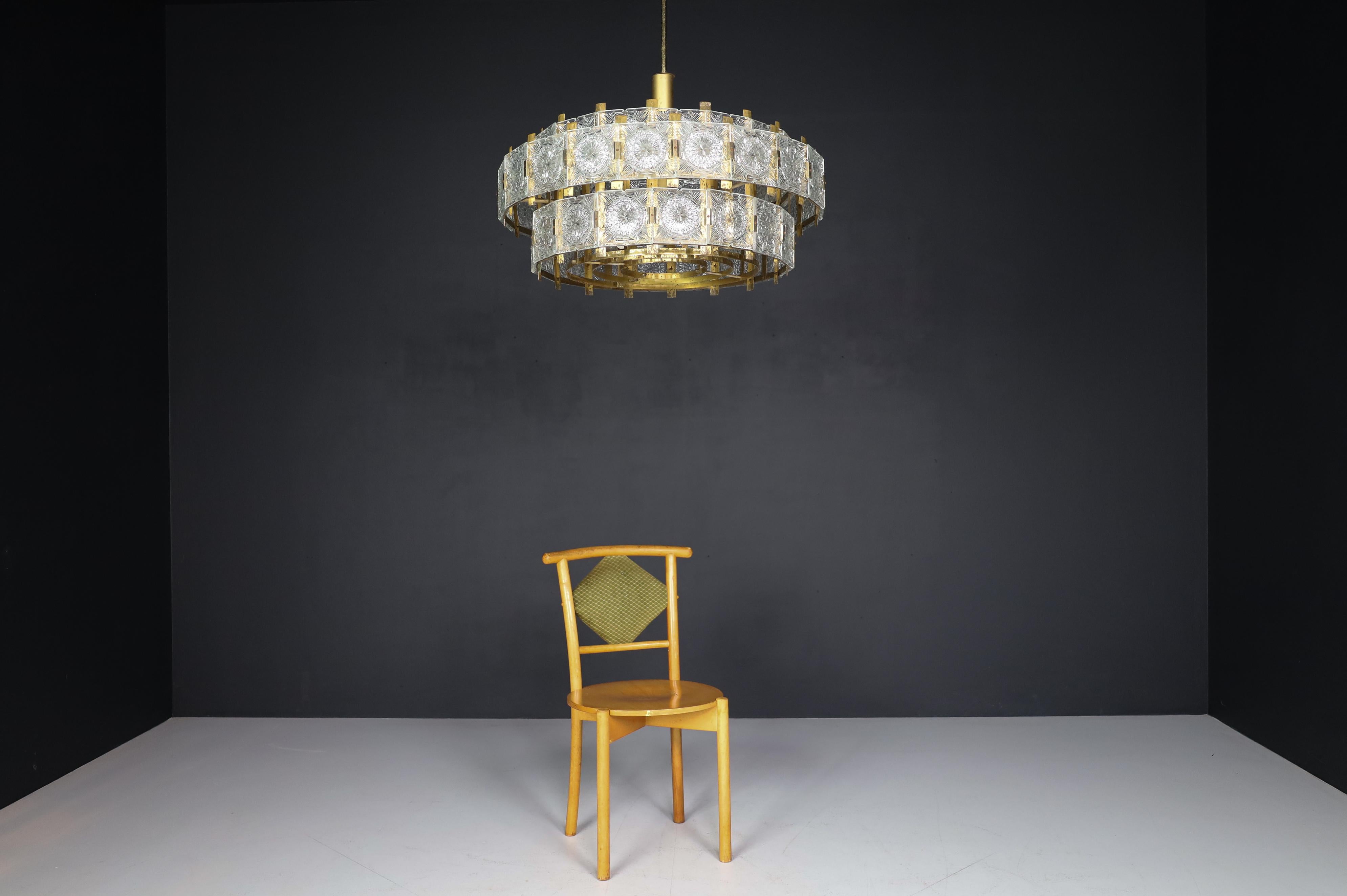 Mid-Century Modern Large Extravagant Chandelier with Patinated Brass Fixture, Praque, 1960s For Sale