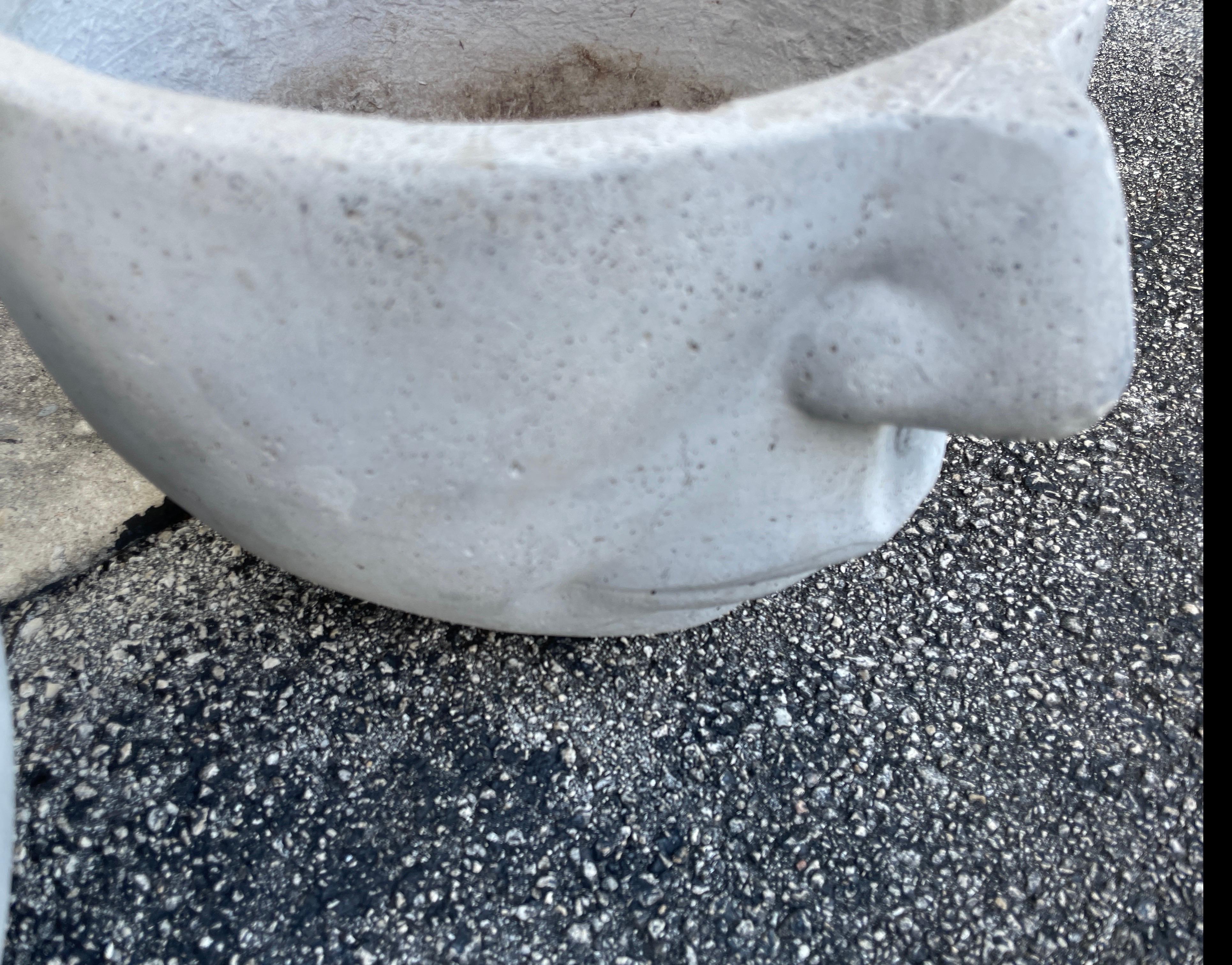 Large Face Planters Depicting a Nose & Lips In Good Condition For Sale In West Palm Beach, FL