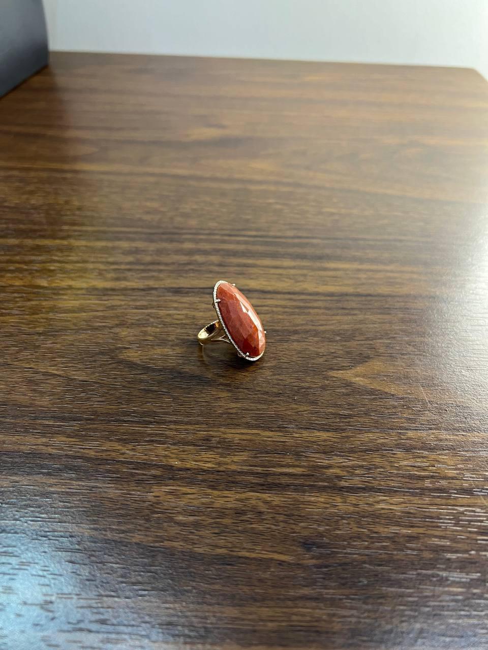 Large Faceted Cabochon Red Jasper 14K Yellow Gold Statement Diamonds Halo Ring In New Condition For Sale In Oakton, VA