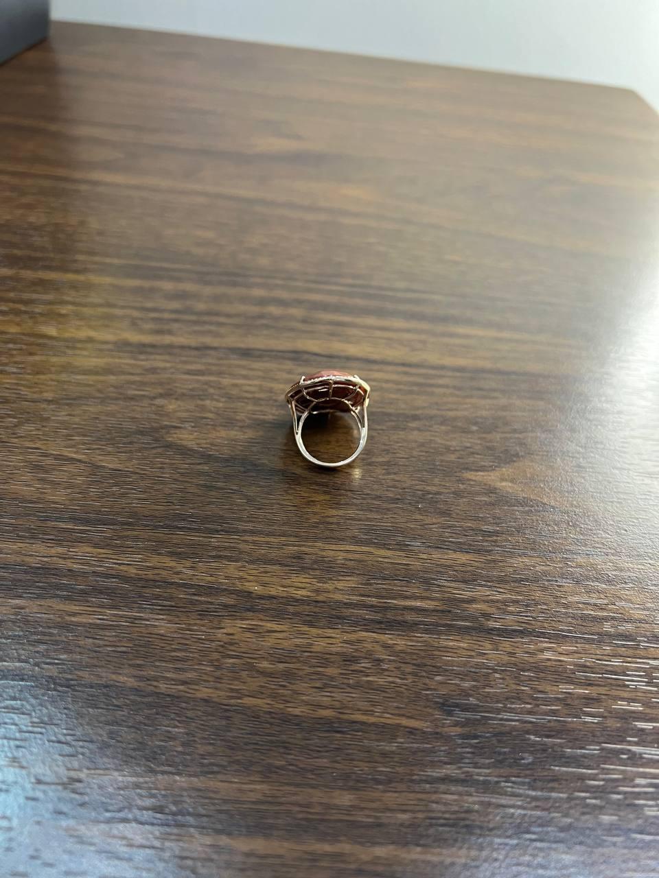 Women's Large Faceted Cabochon Red Jasper 14K Yellow Gold Statement Diamonds Halo Ring For Sale