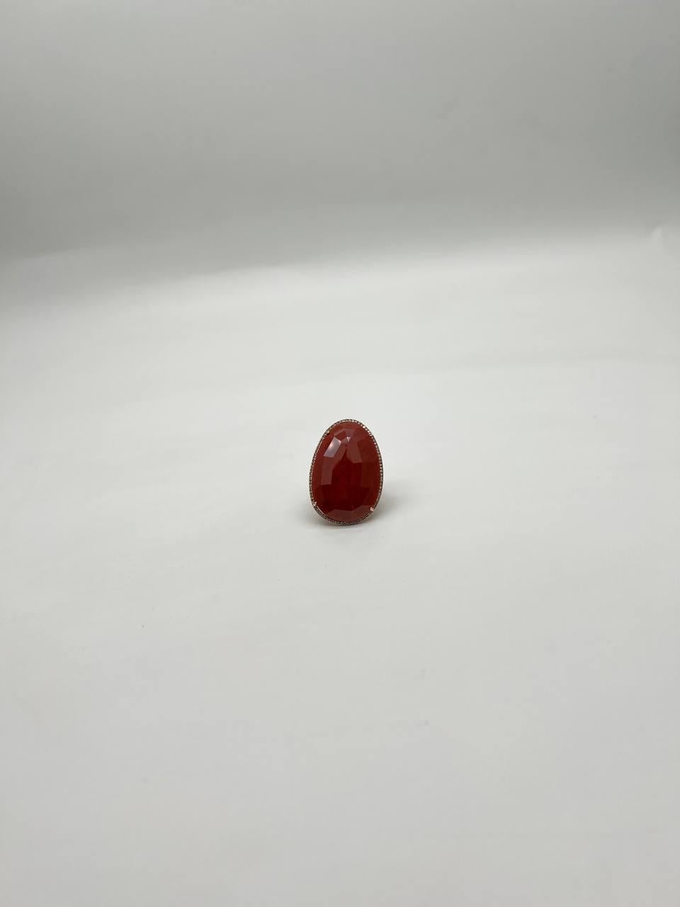 Large Faceted Cabochon Red Jasper 14K Yellow Gold Statement Diamonds Halo Ring For Sale 2