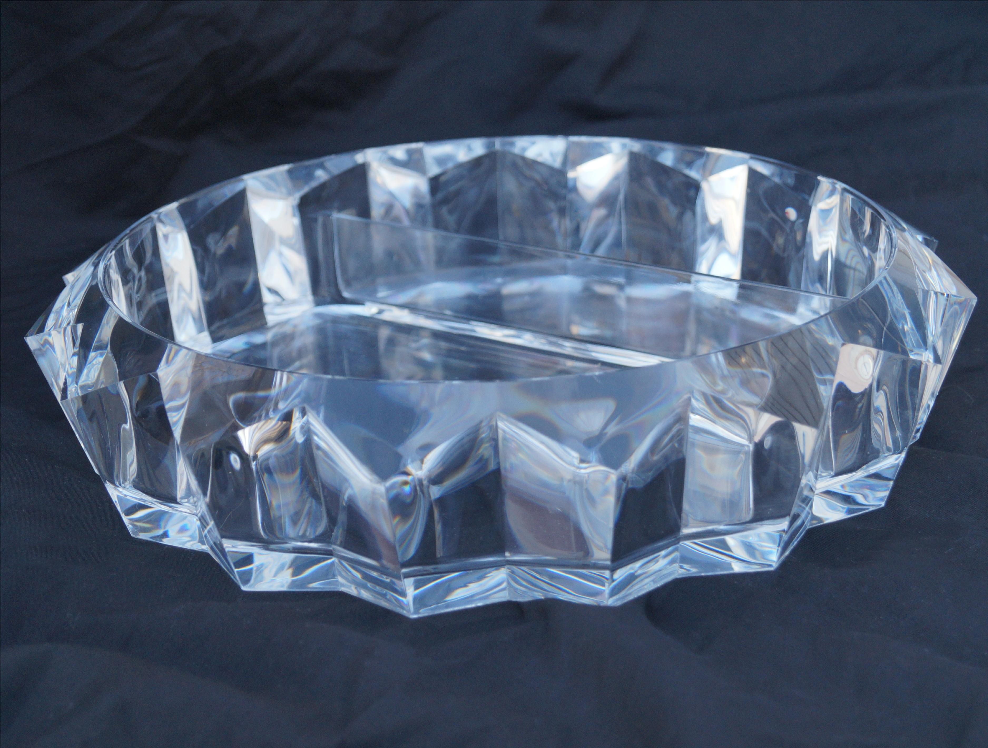 Large Faceted Lucite Divided Bowl Chip and Dip For Sale 2