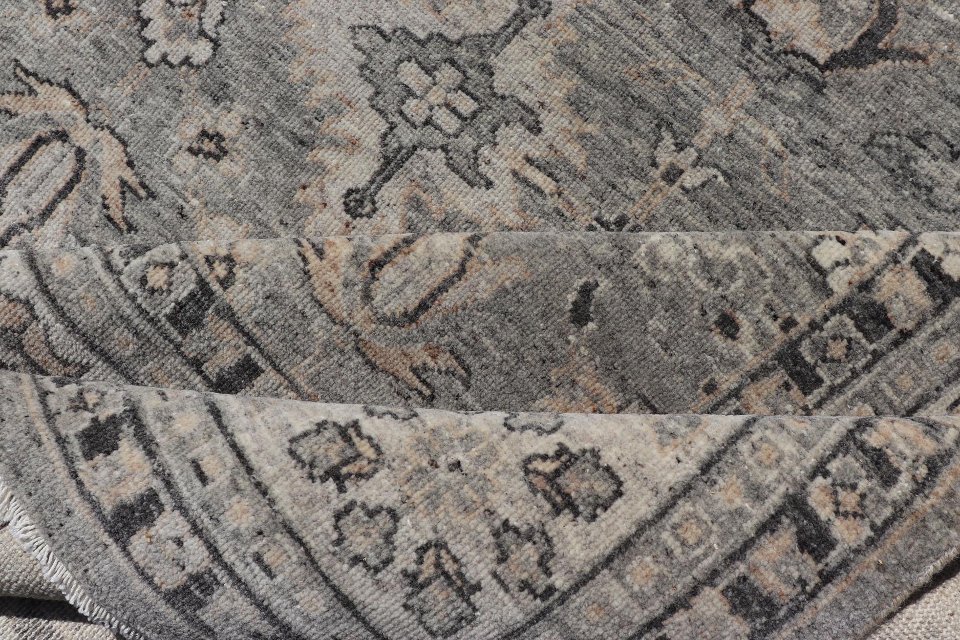 Großer verblasster indischer Oushak-Teppich aus Wolle in Grau, Holzkohle und Light Taupe 9'0 x 12'3 im Angebot 7