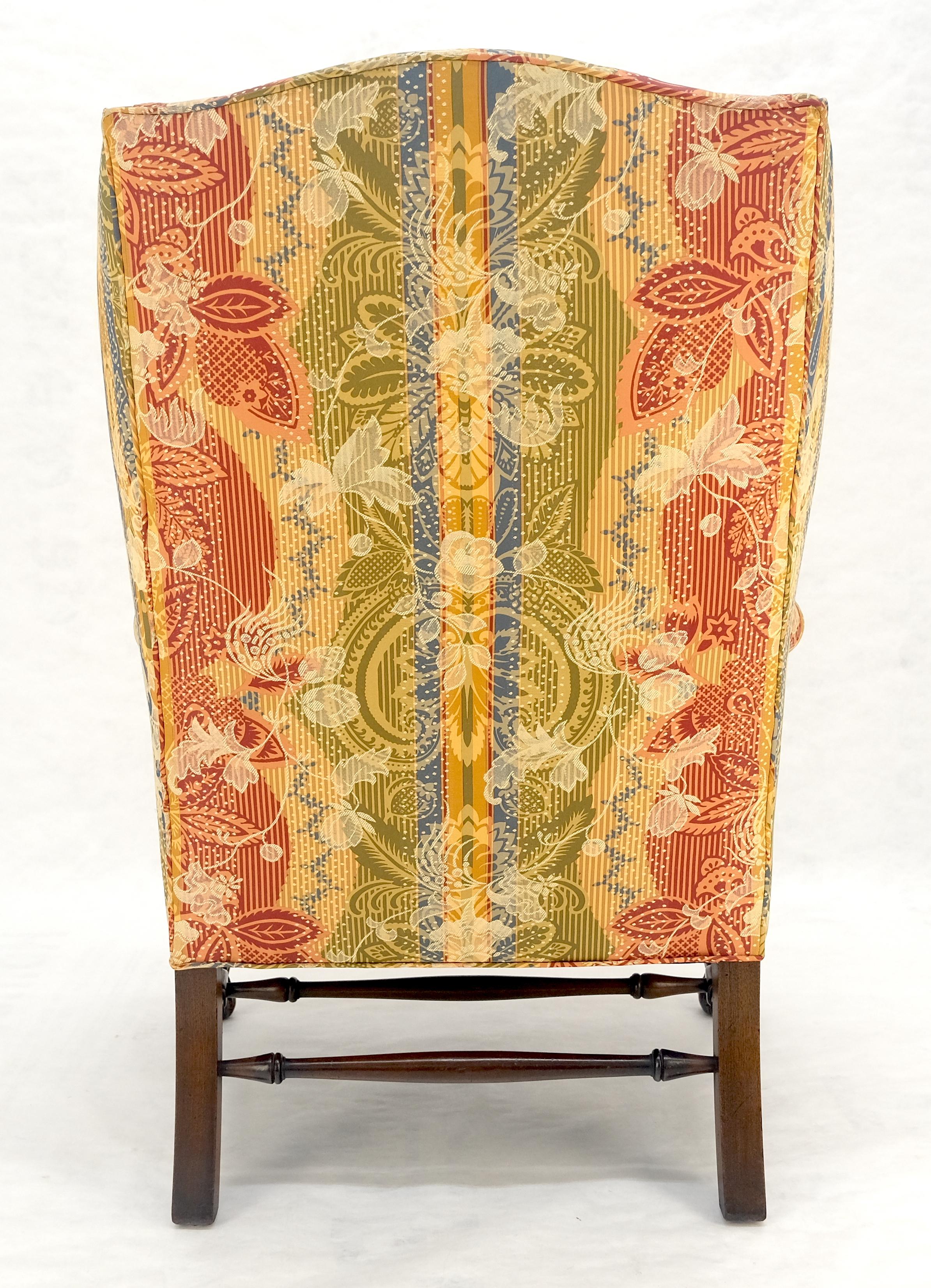 Sillón de orejas con patas de garra y bola tallada MINT en venta 5