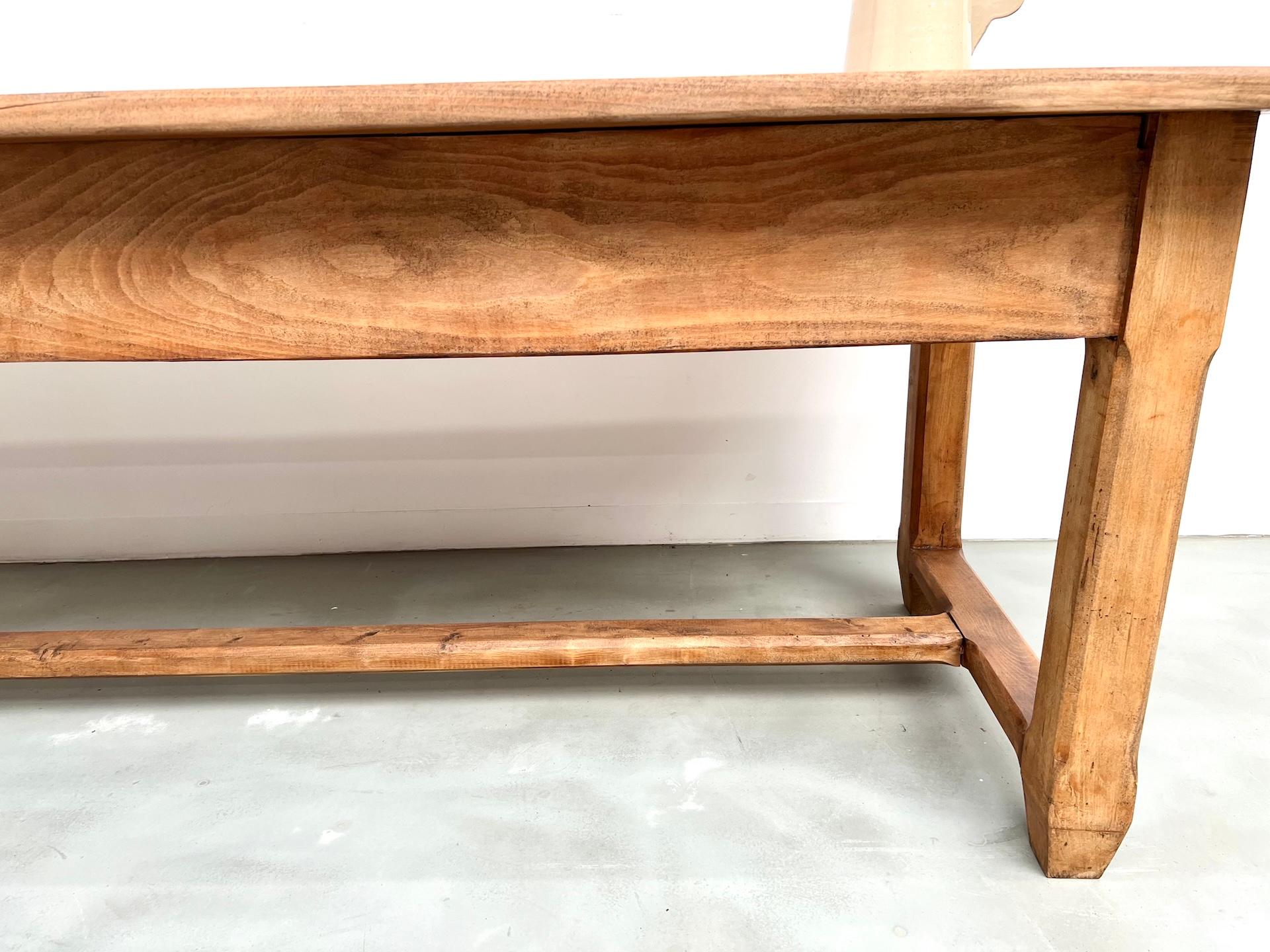 Large farmhouse table in solid beech – 1950s – 2 drawers For Sale 9