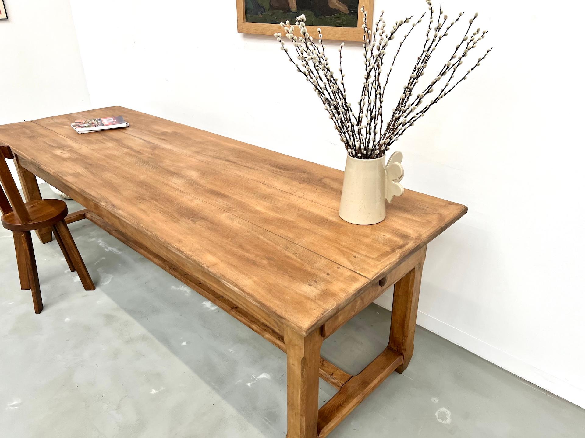 Large farmhouse table in solid beech – 1950s – 2 drawers For Sale 1